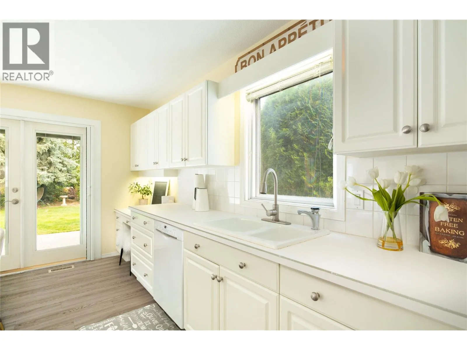650 Lexington Drive Unit# 305