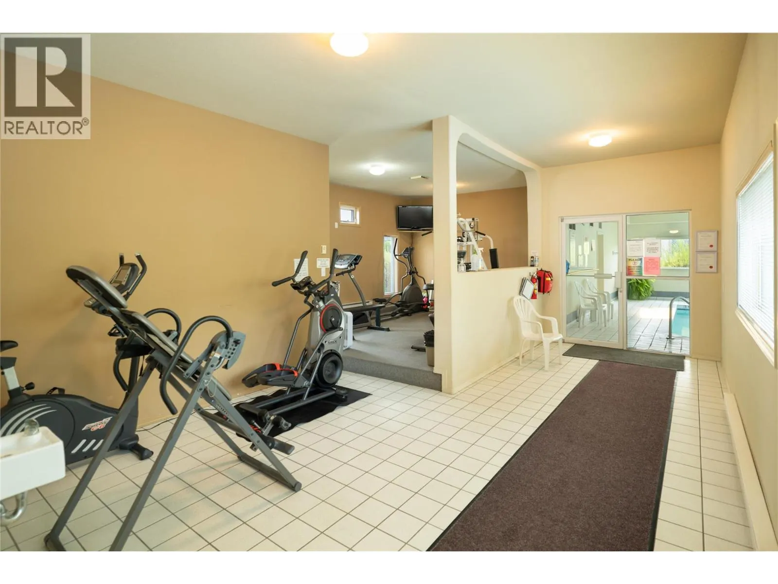 650 Lexington Drive Unit# 305