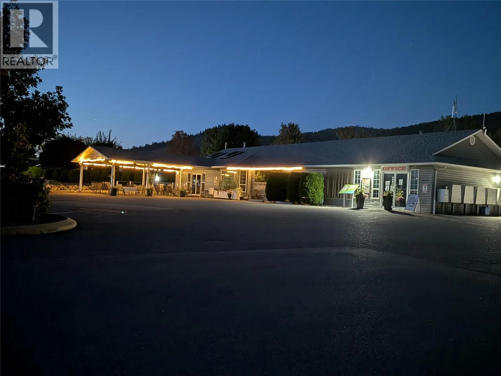 8000 HIGHLAND Road Unit# 30