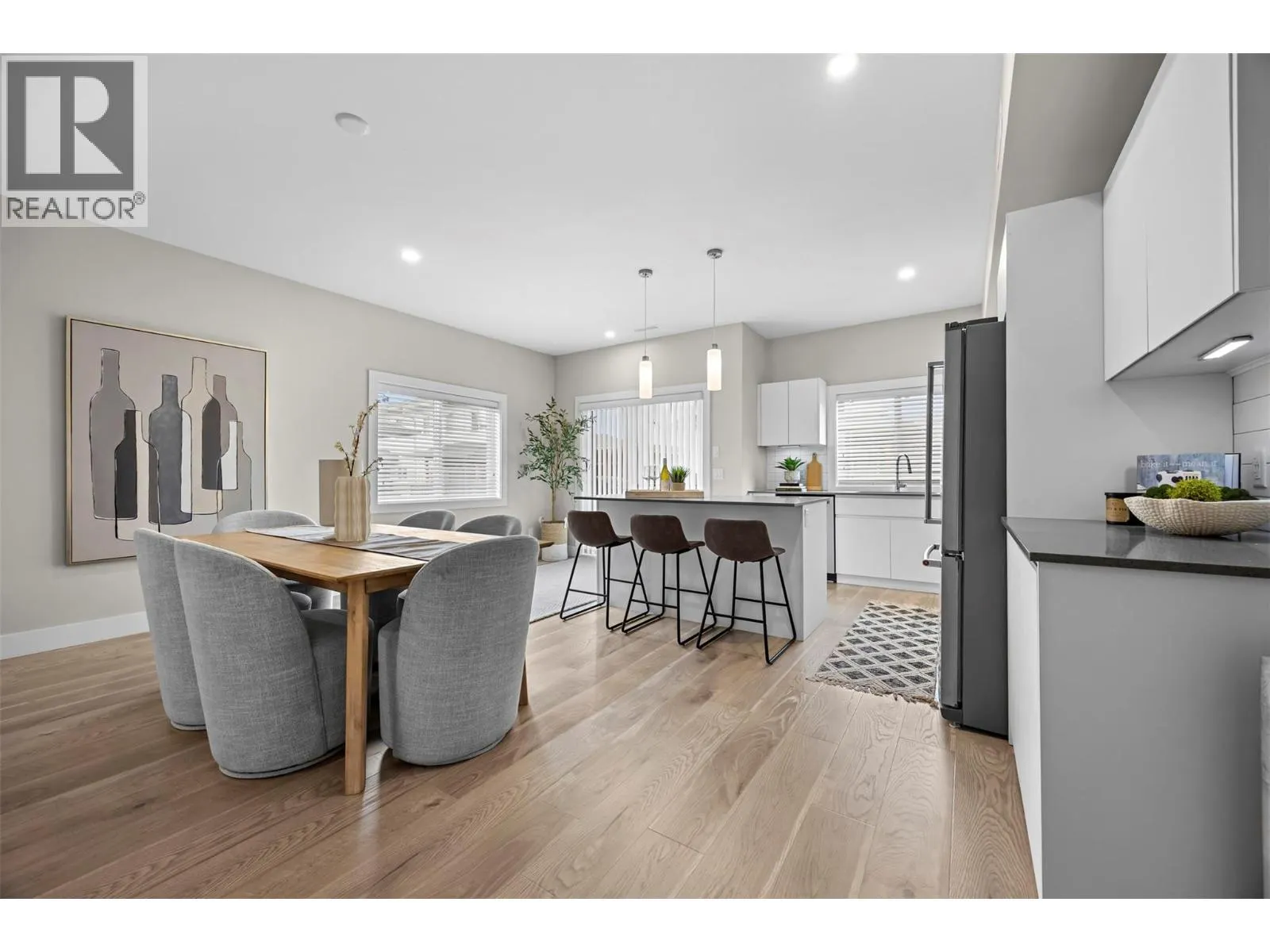 255 Taylor Road Unit# 18