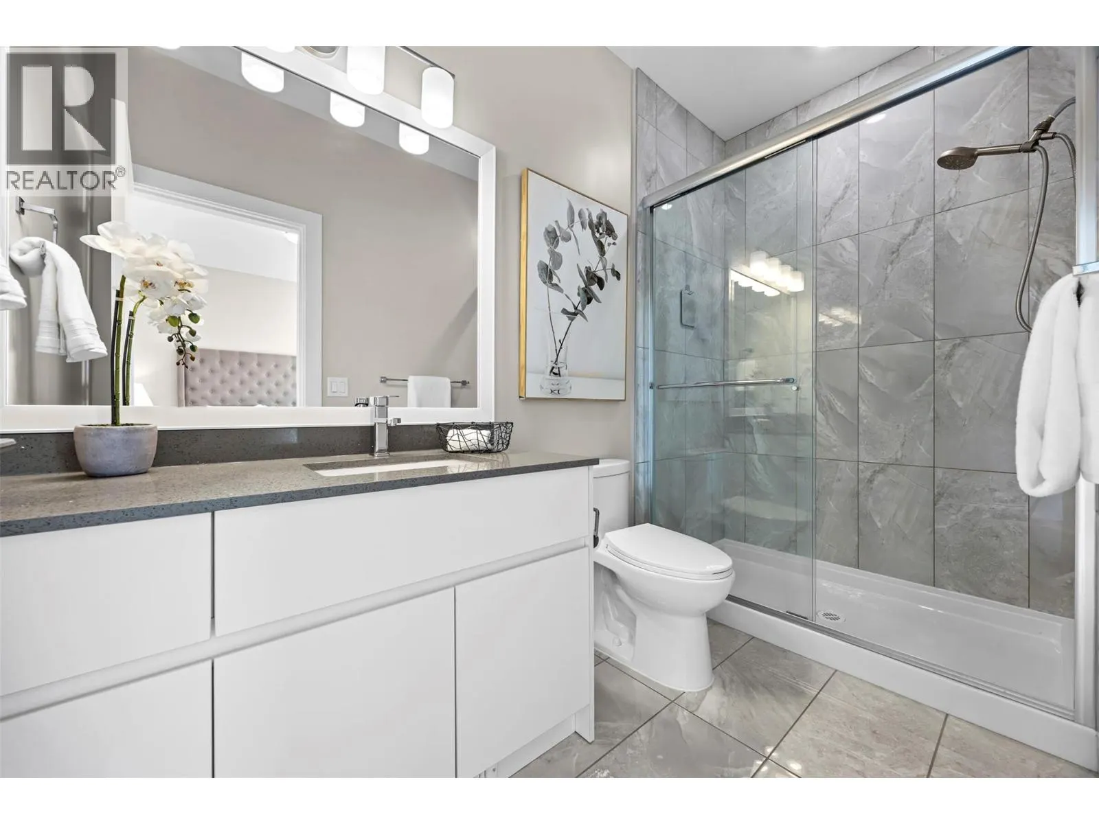 255 Taylor Road Unit# 18