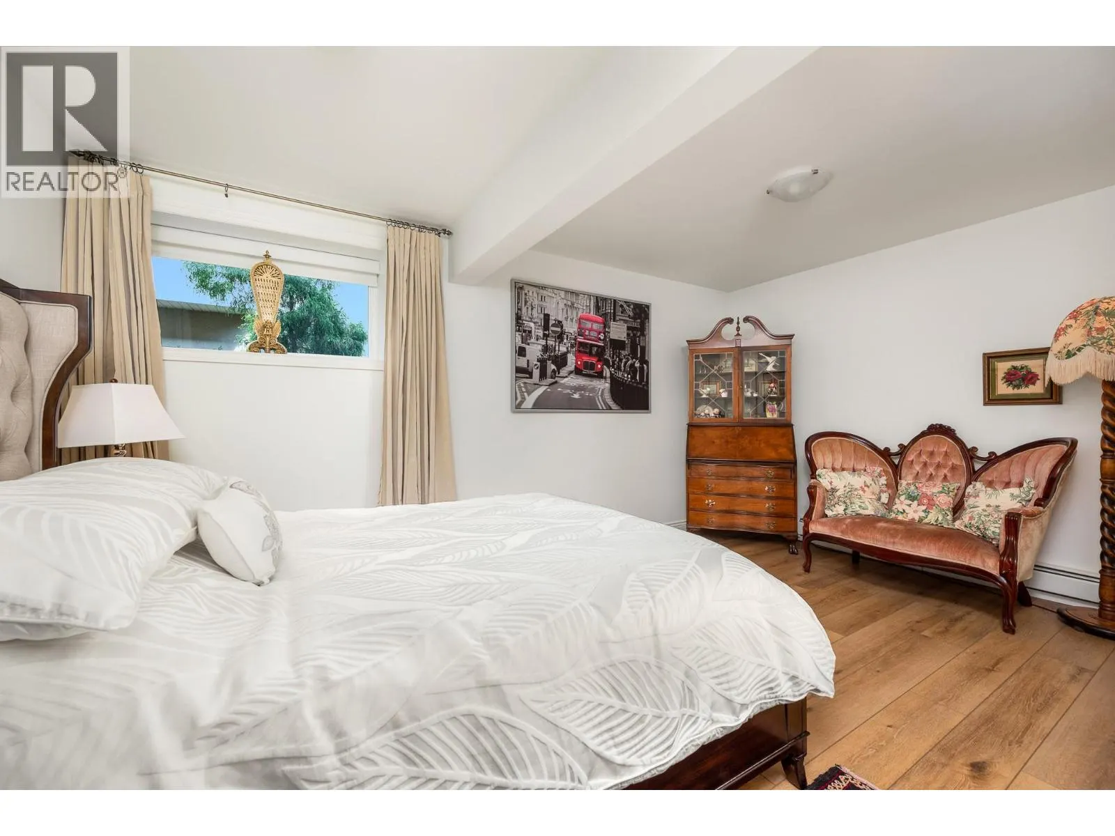 8615 Okanagan Landing Road