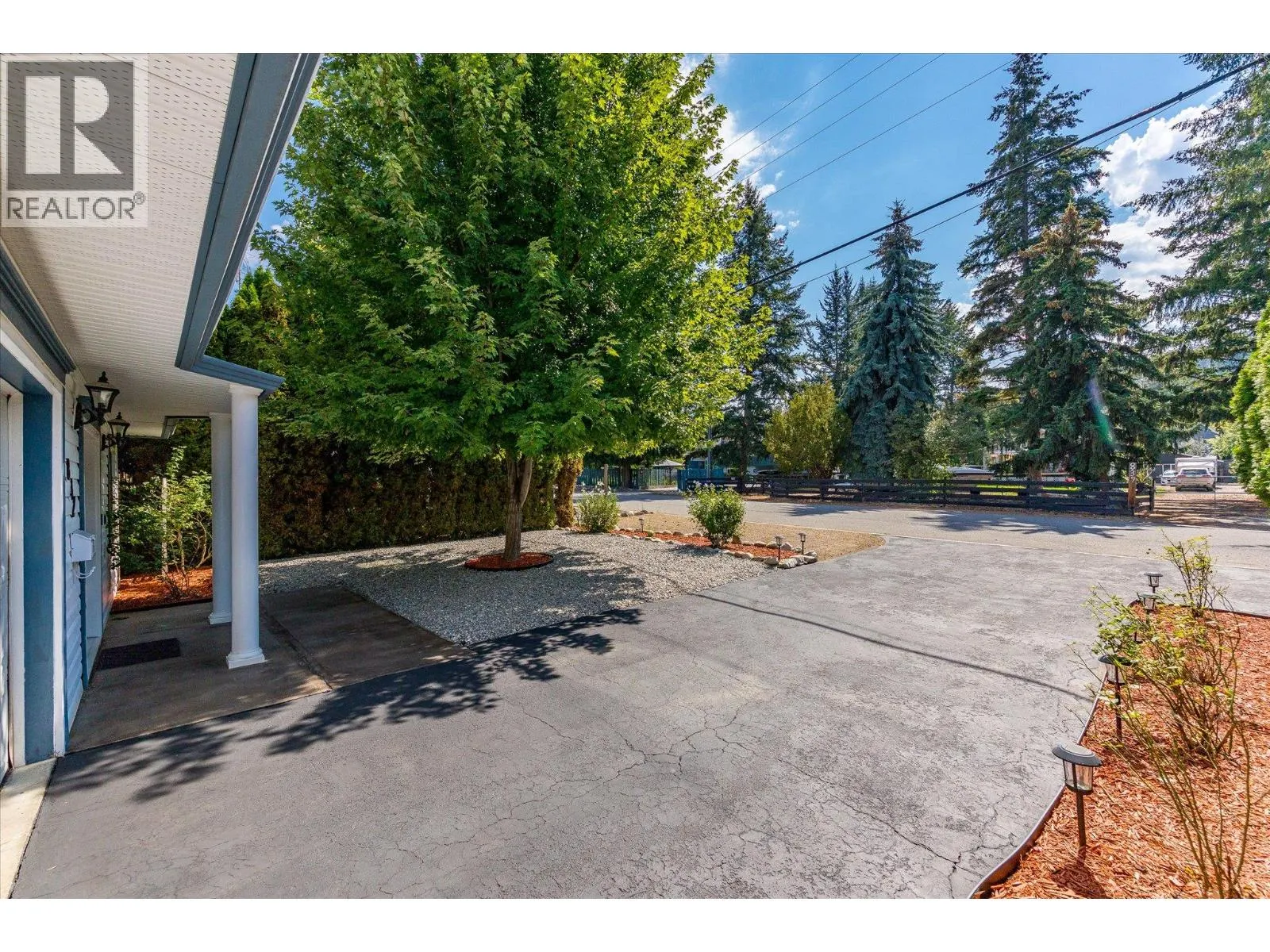 842 Raymer Road