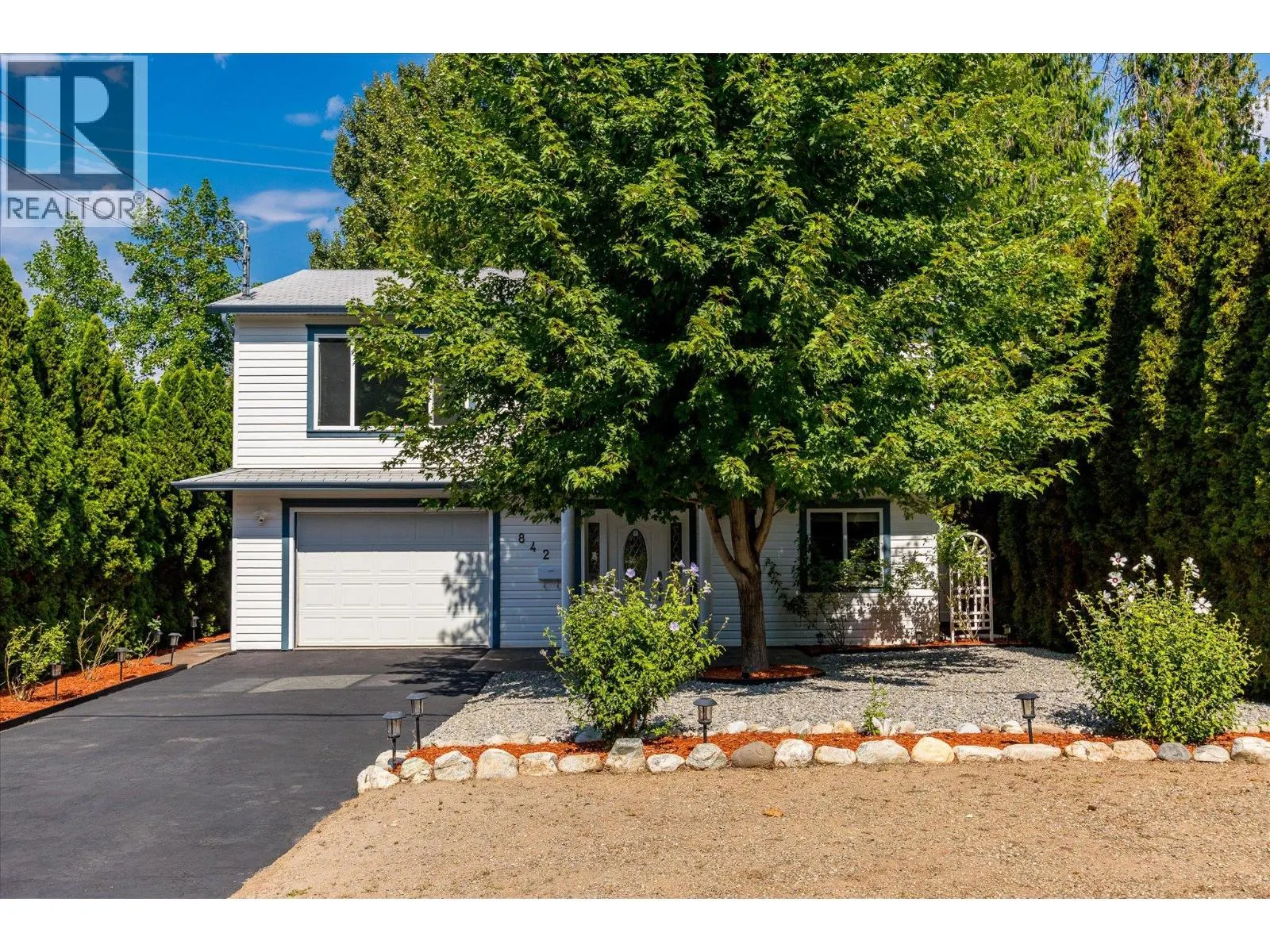 842 Raymer Road