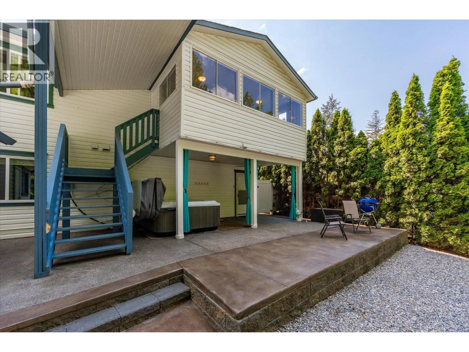 842 Raymer Road