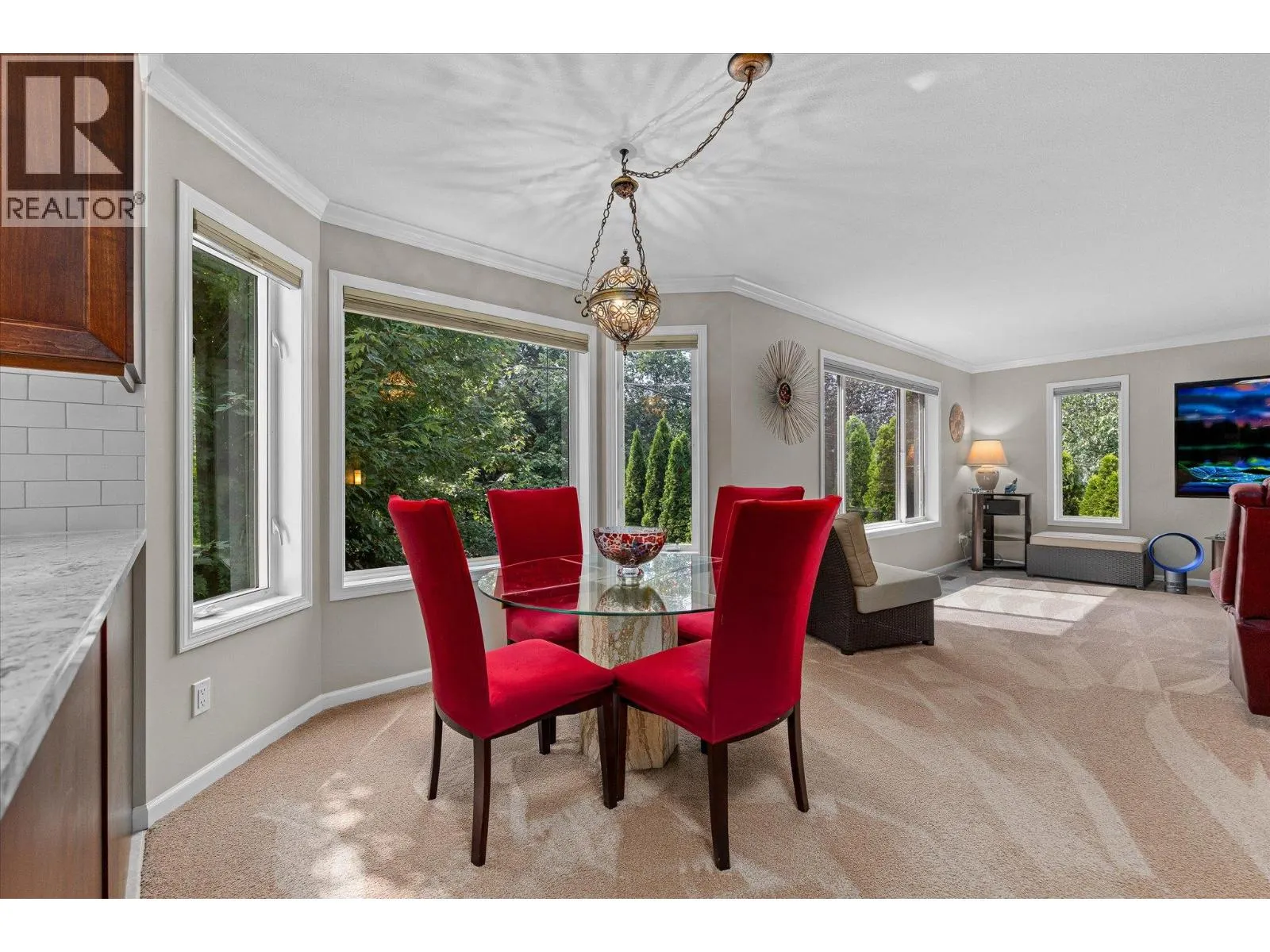 842 Raymer Road