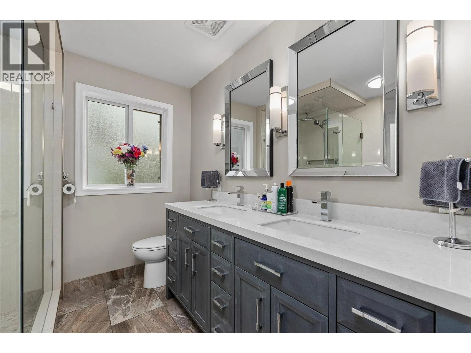 842 Raymer Road