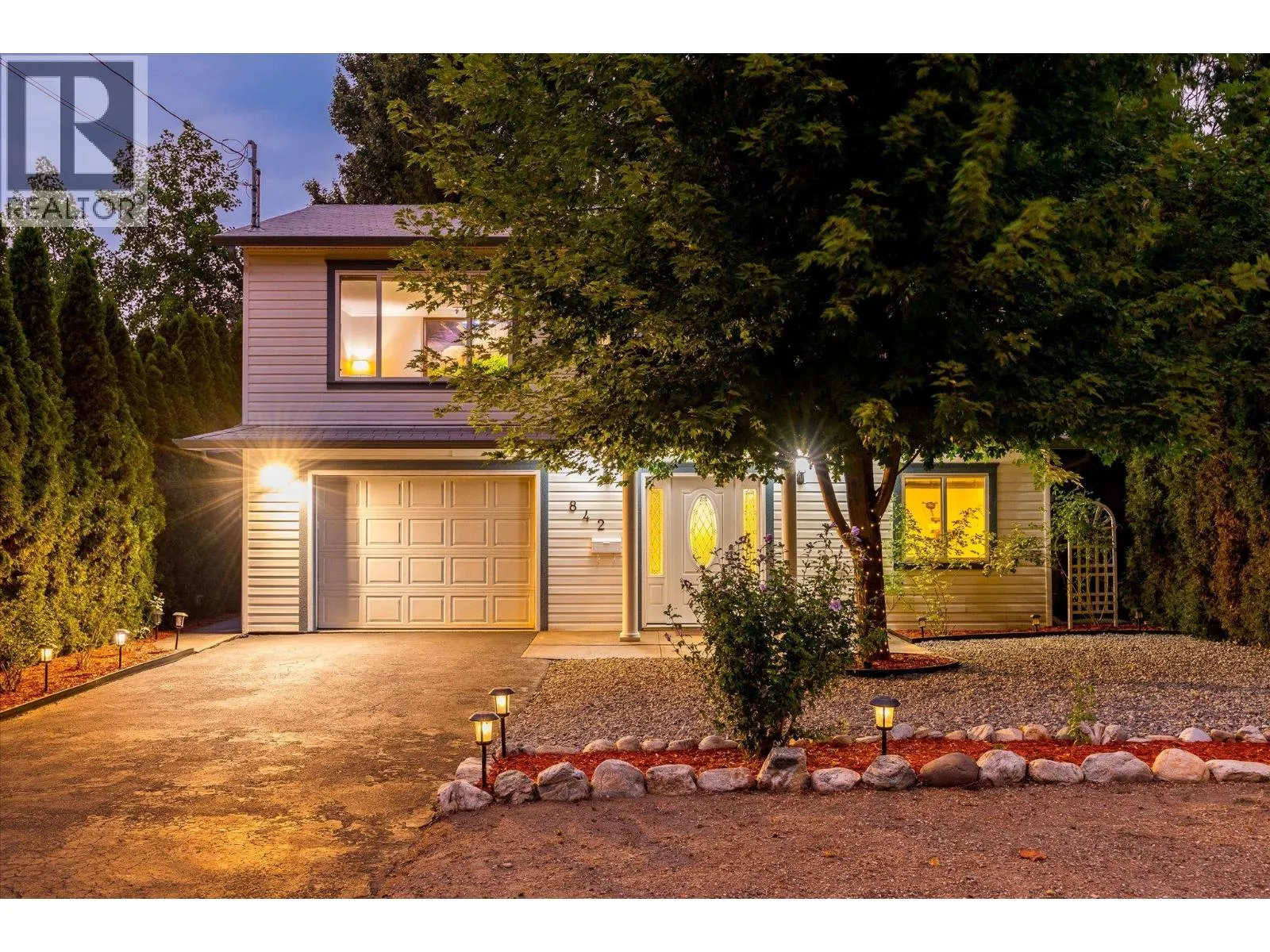842 Raymer Road