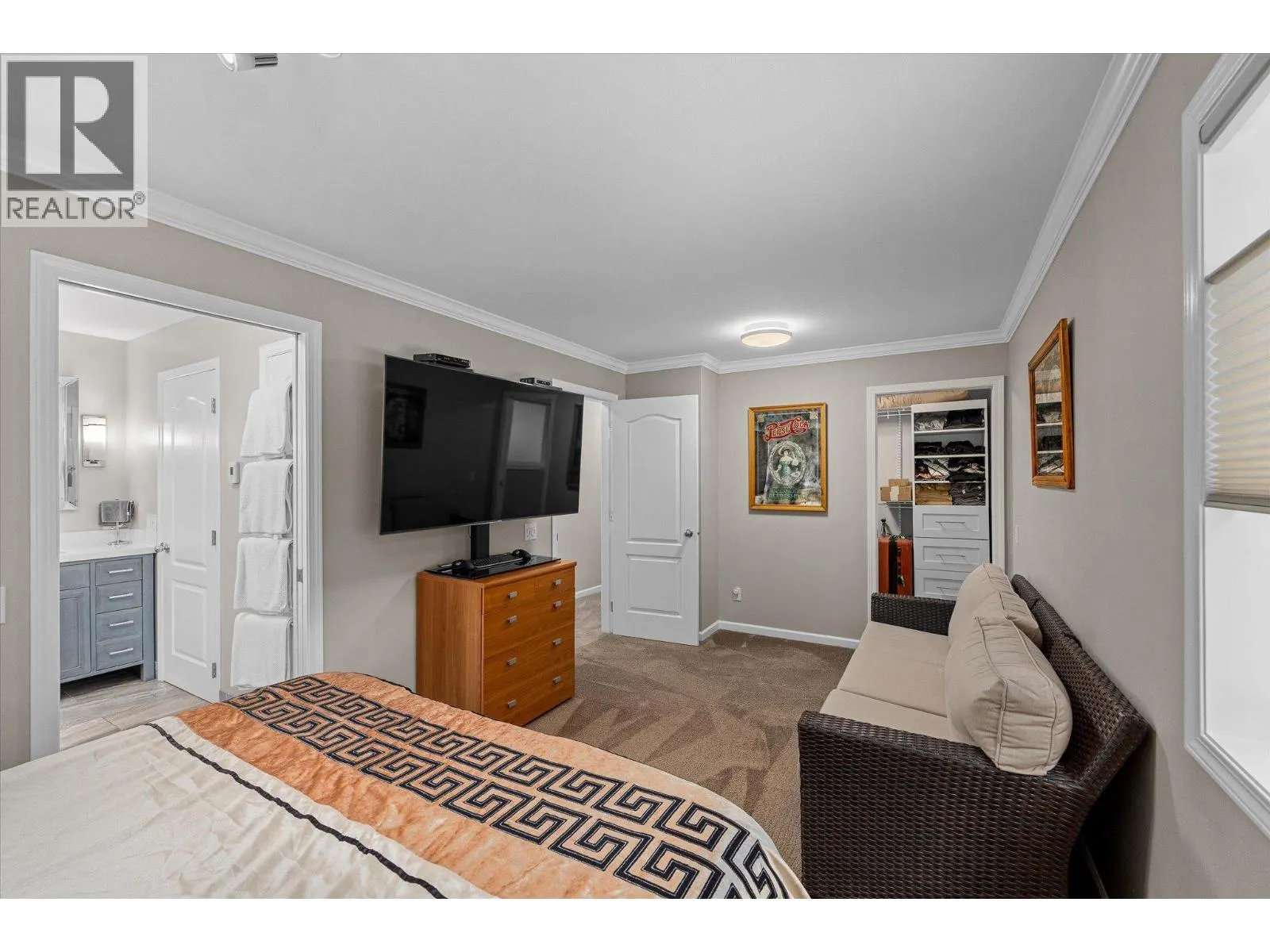 842 Raymer Road