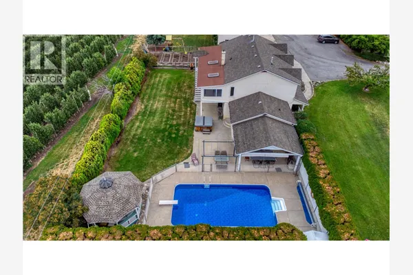 2547 Sexsmith Road