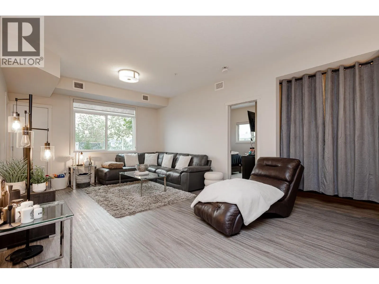 2250 Majoros Road Unit# 101