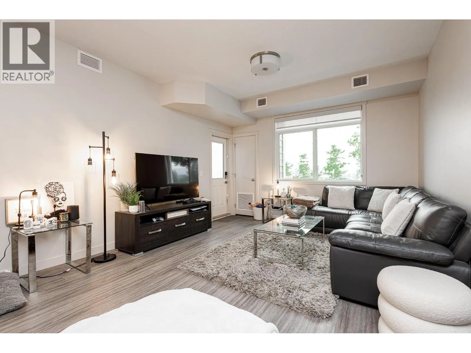 2250 Majoros Road Unit# 101