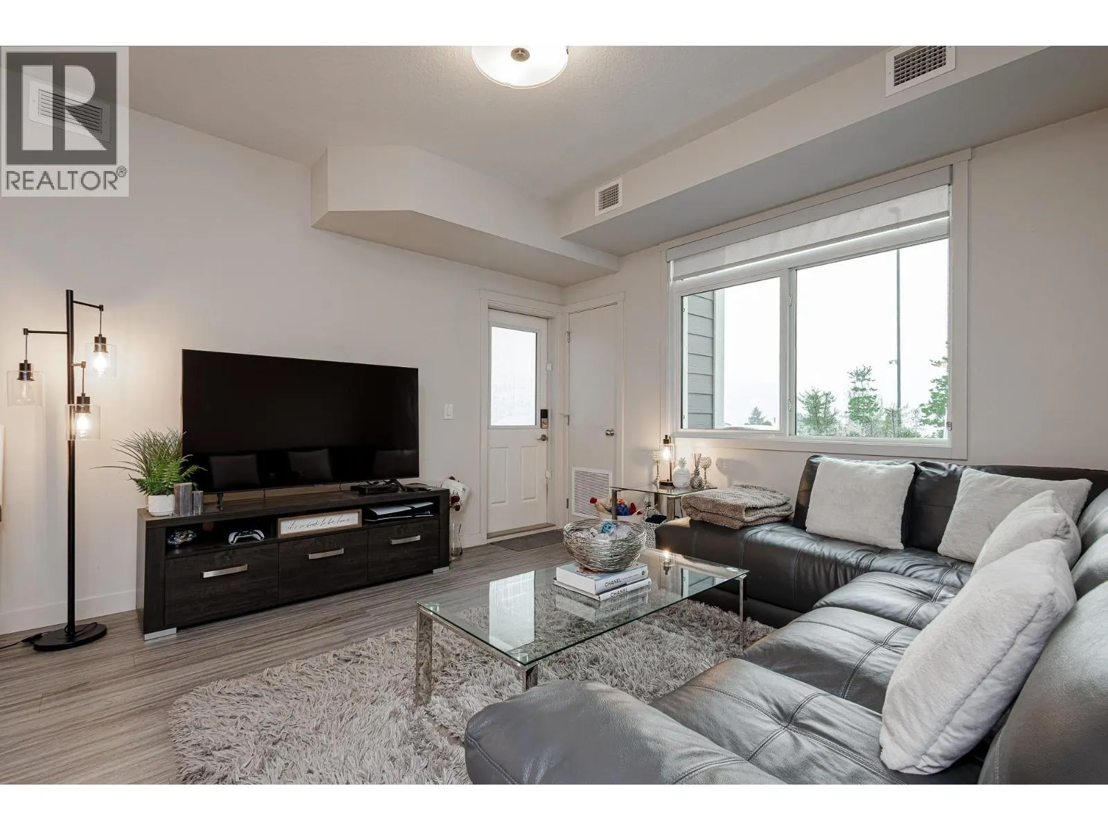 2250 Majoros Road Unit# 101