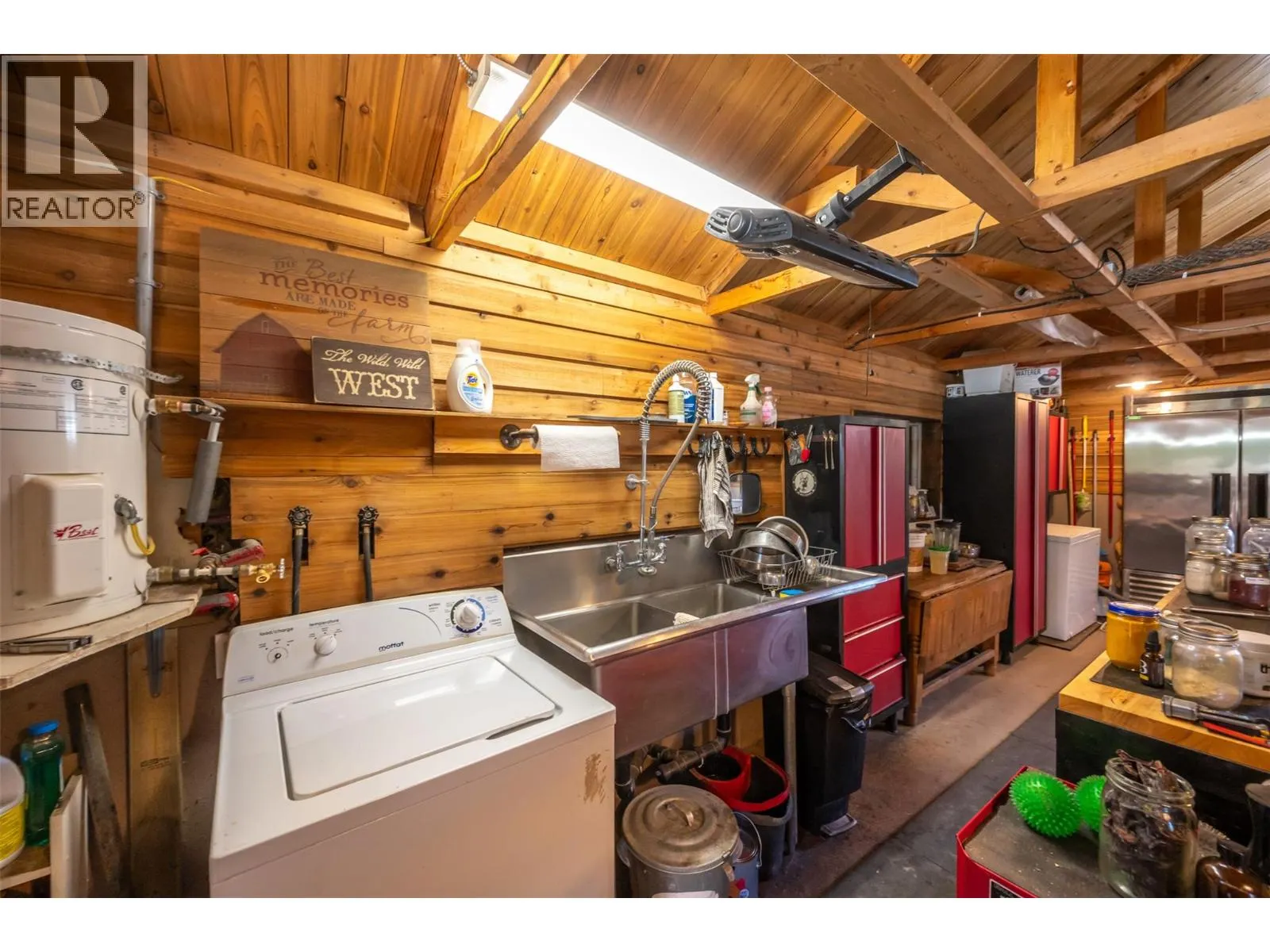 156 Porcupine Place