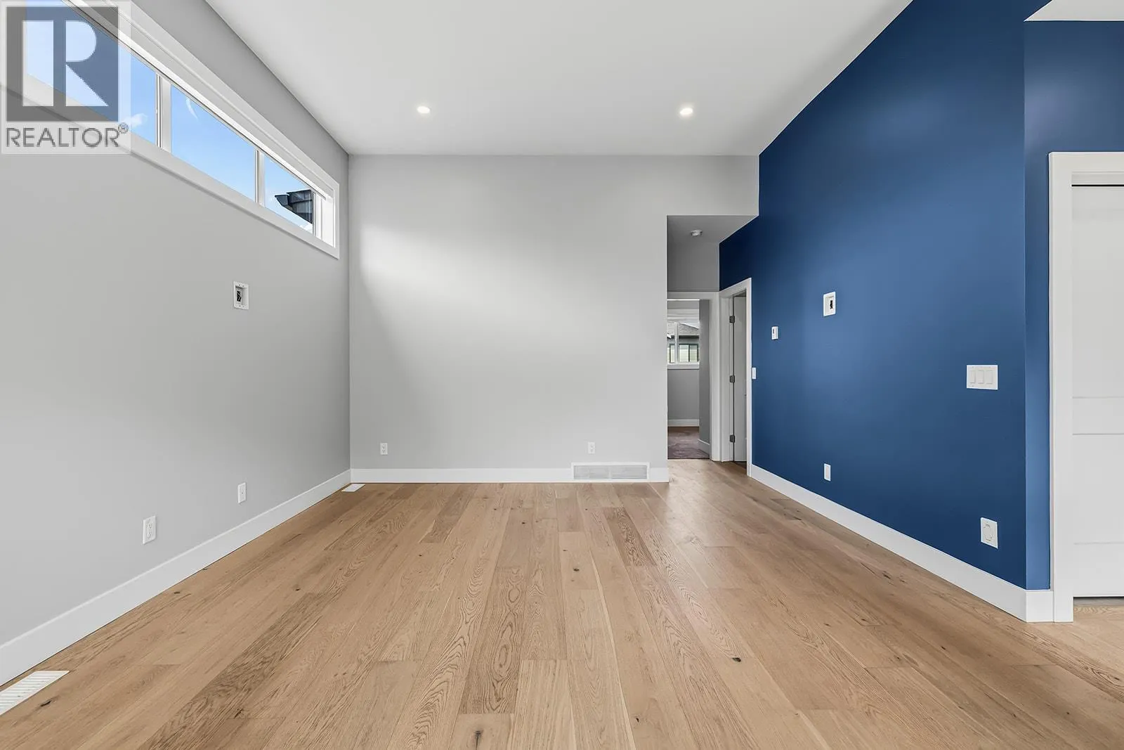 726 Coopland Crescent Unit# 1