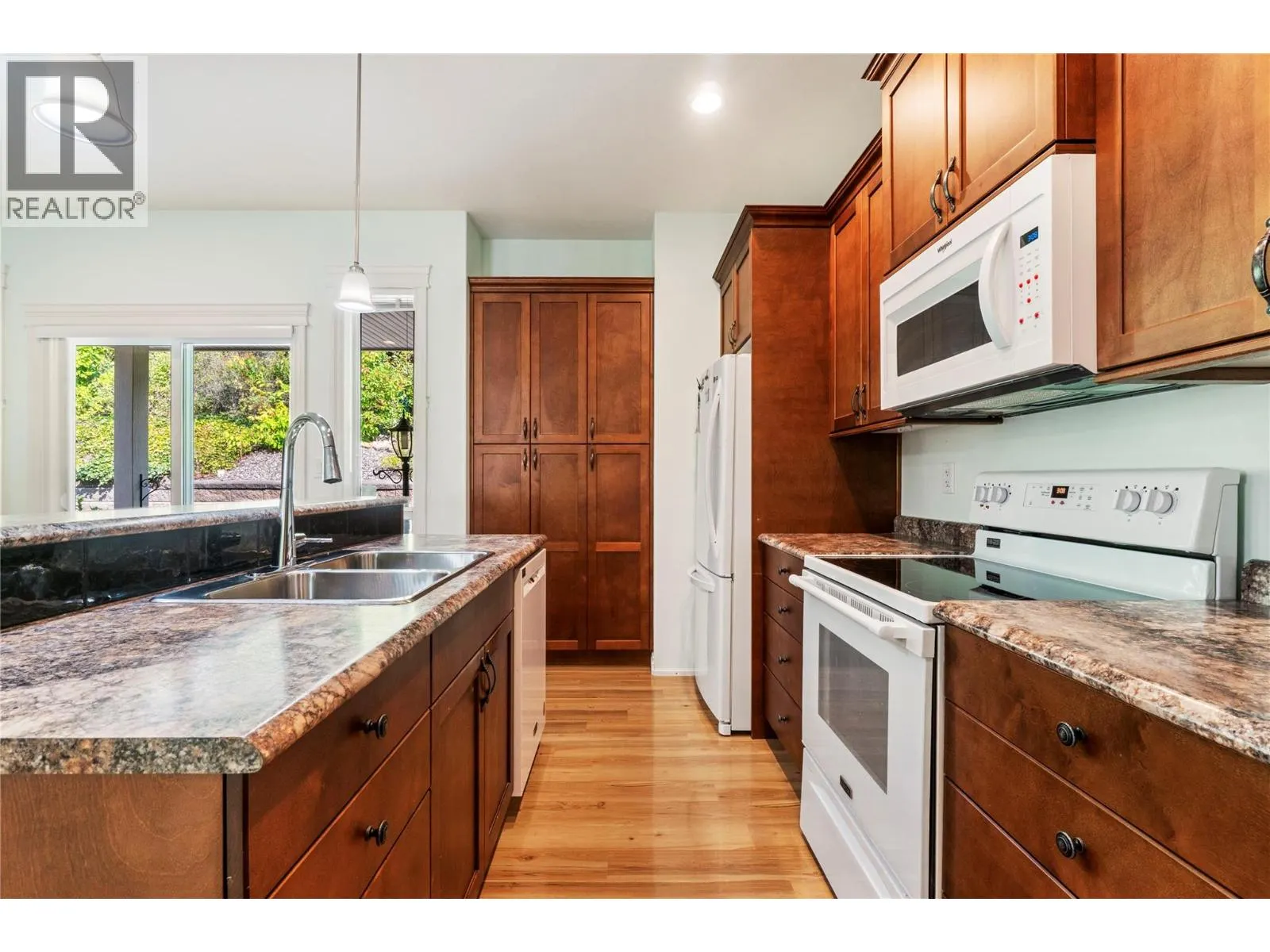 2850 7 Avenue NE Unit# 7