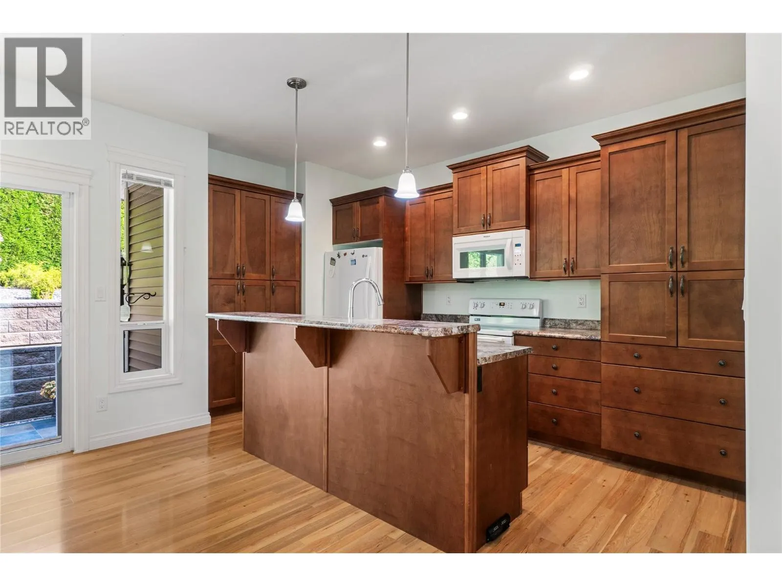 2850 7 Avenue NE Unit# 7