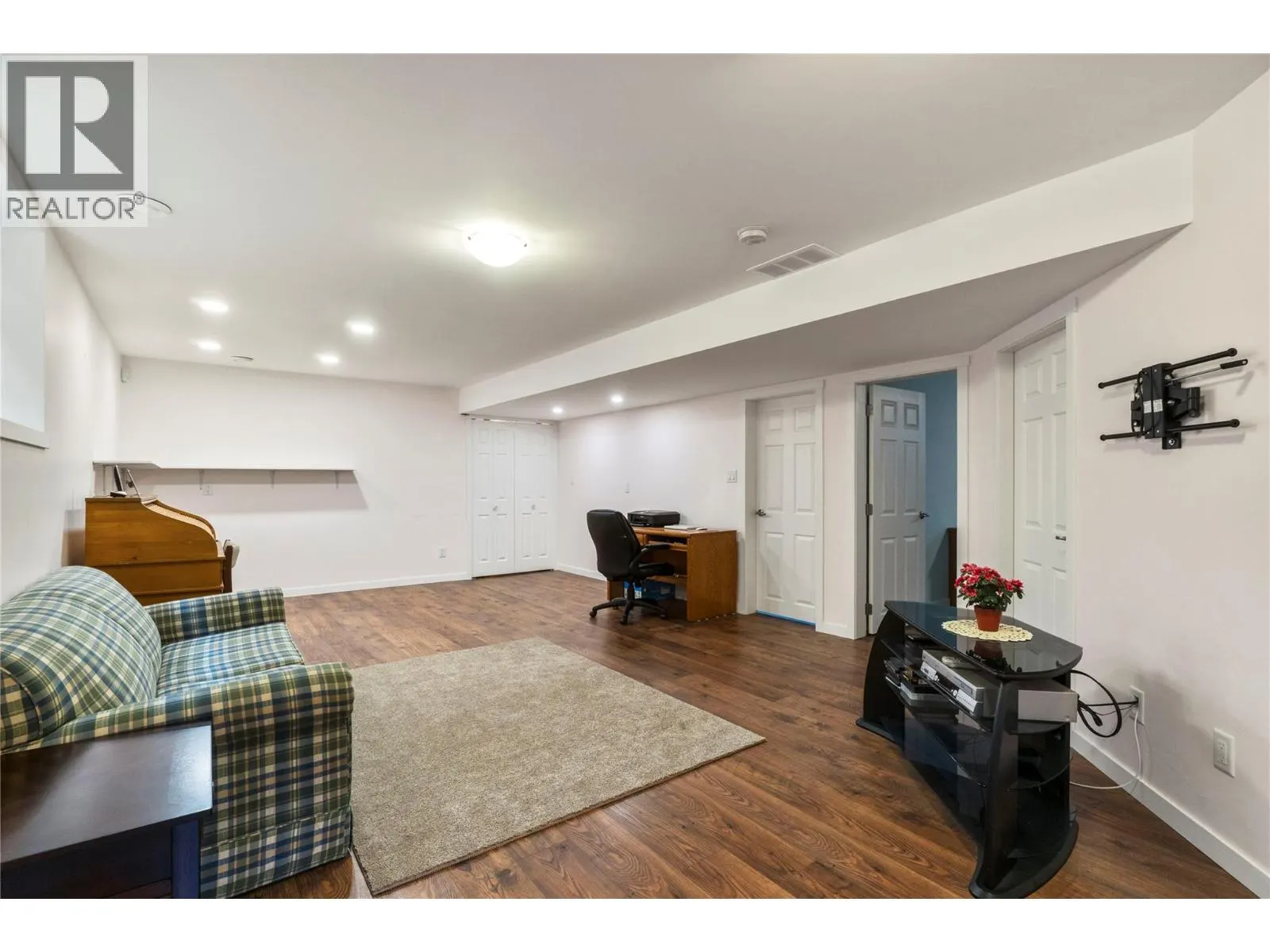 2850 7 Avenue NE Unit# 7