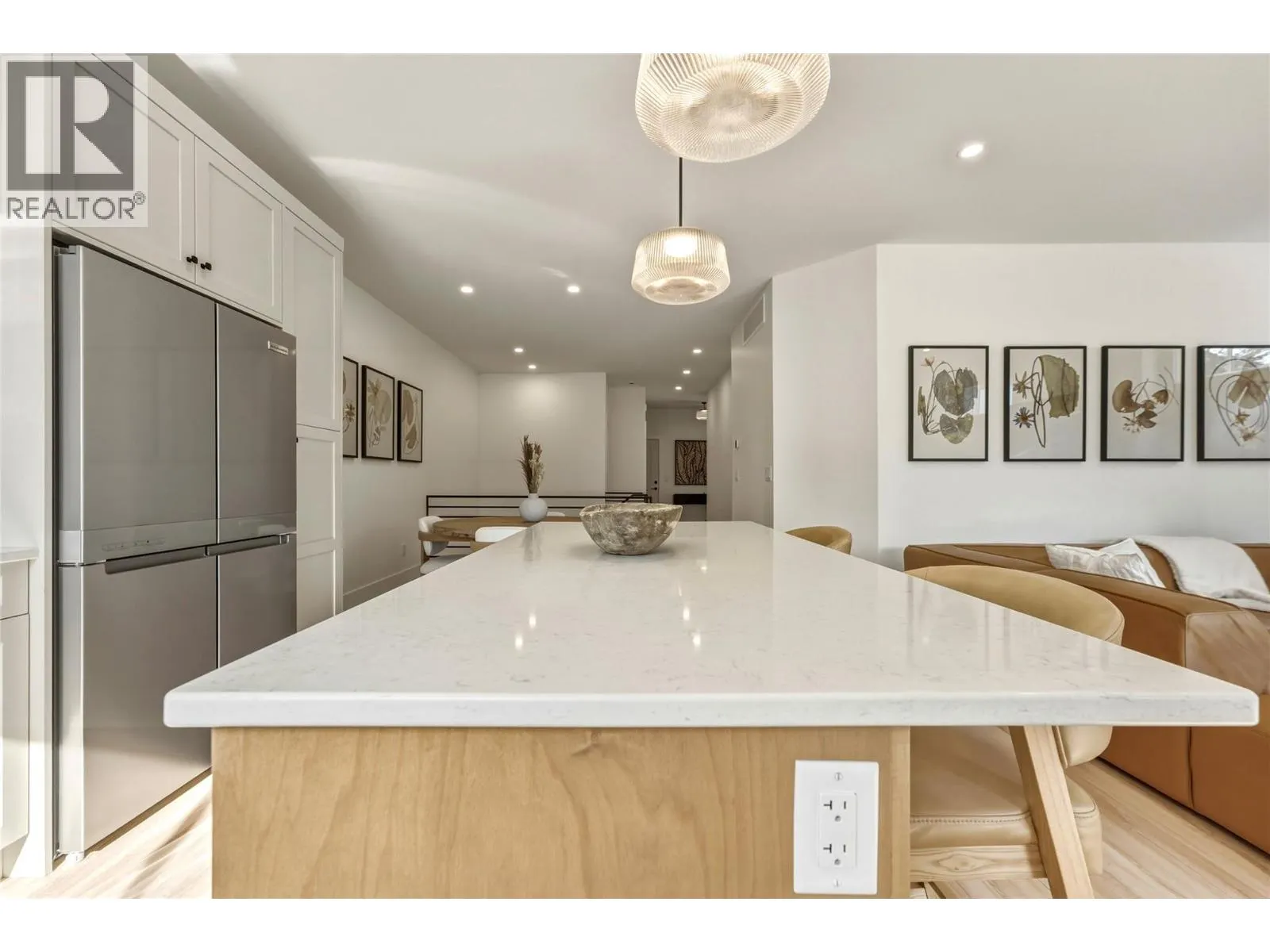 7012 Manning Place