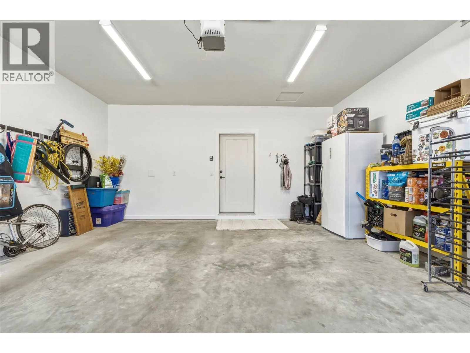 7012 Manning Place