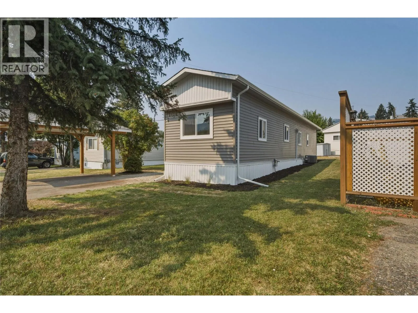 5484 Okanagan Landing Road Unit# 68