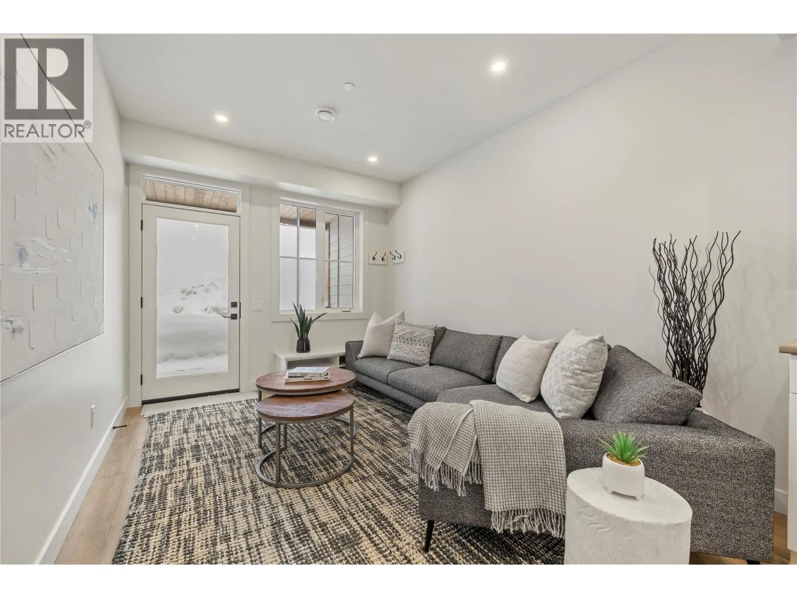 255 Feathertop Way Unit# 88