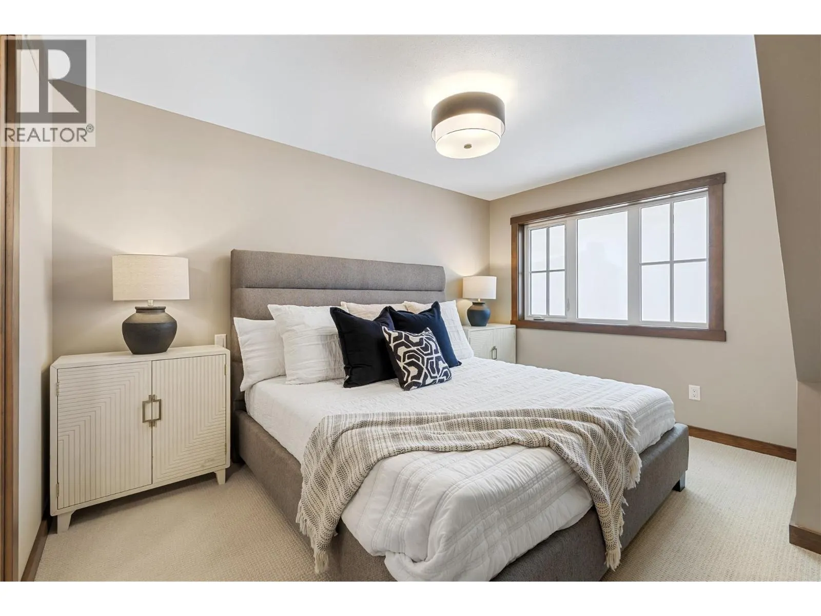 255 Feathertop Way Unit# 88