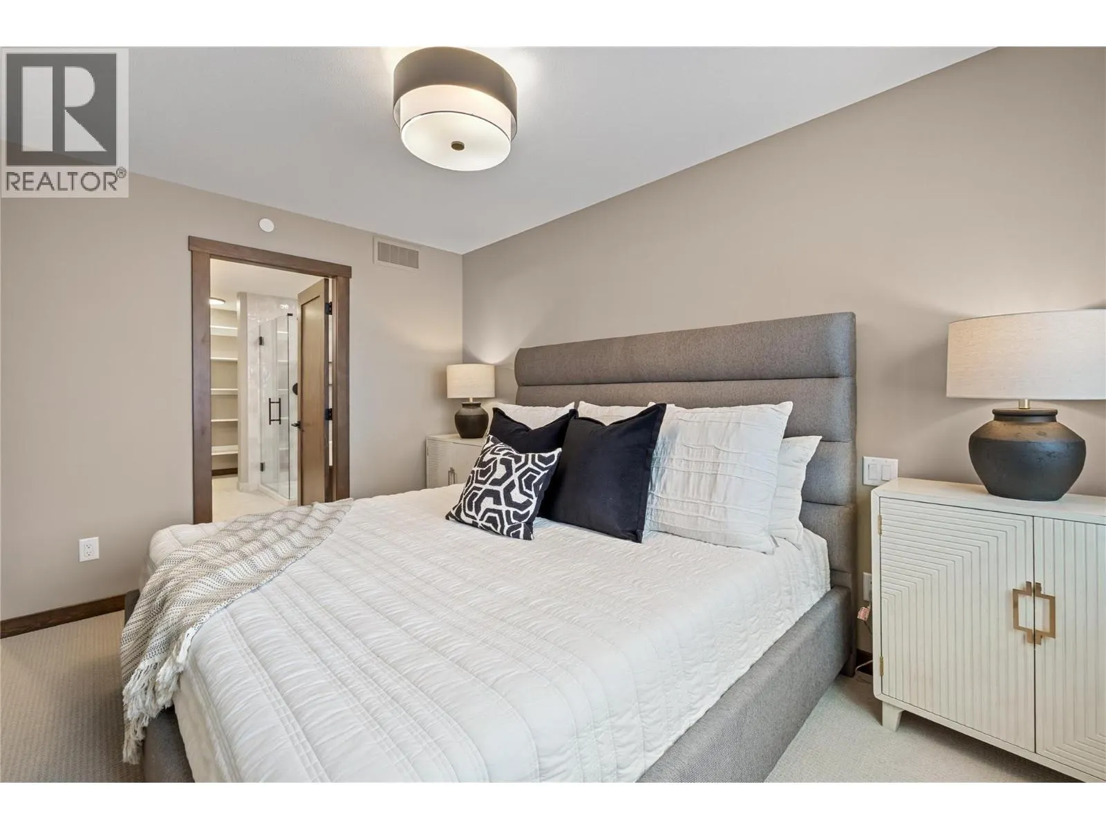 255 Feathertop Way Unit# 88