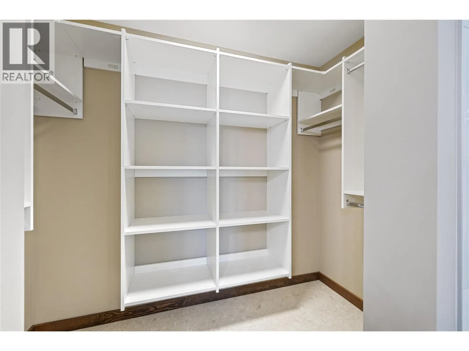 255 Feathertop Way Unit# 88