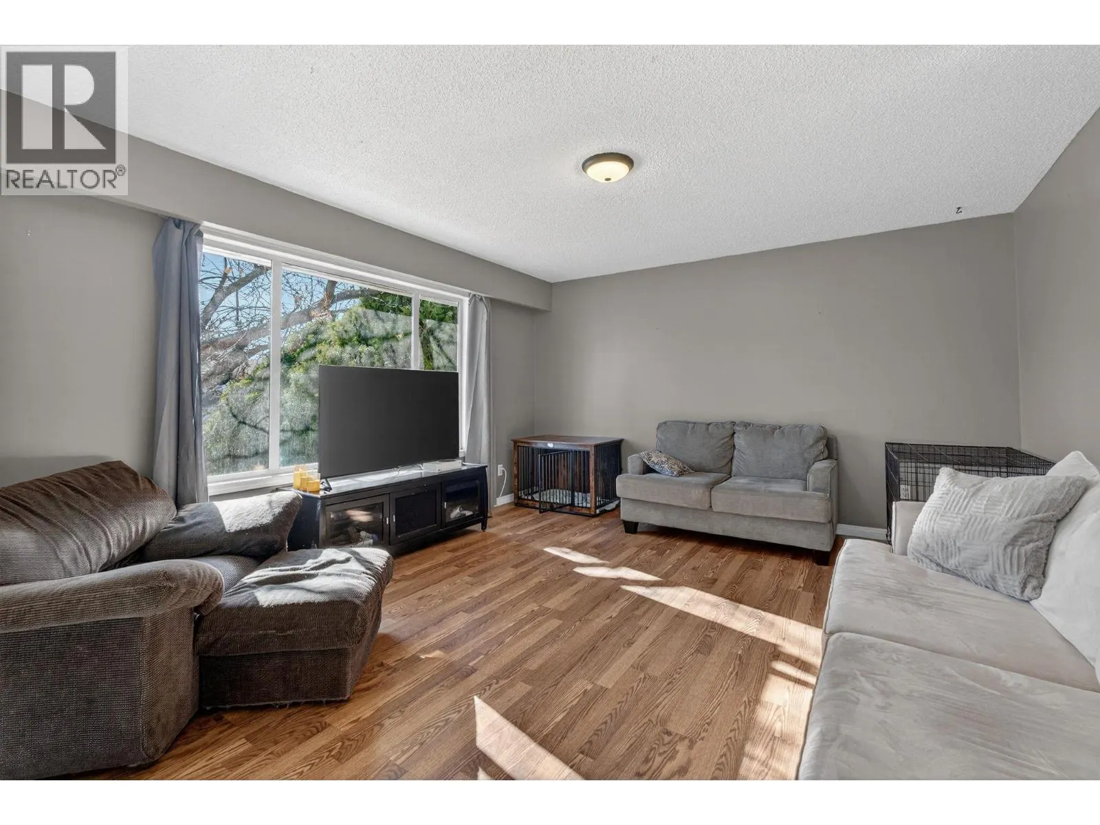 290 Pearson Road