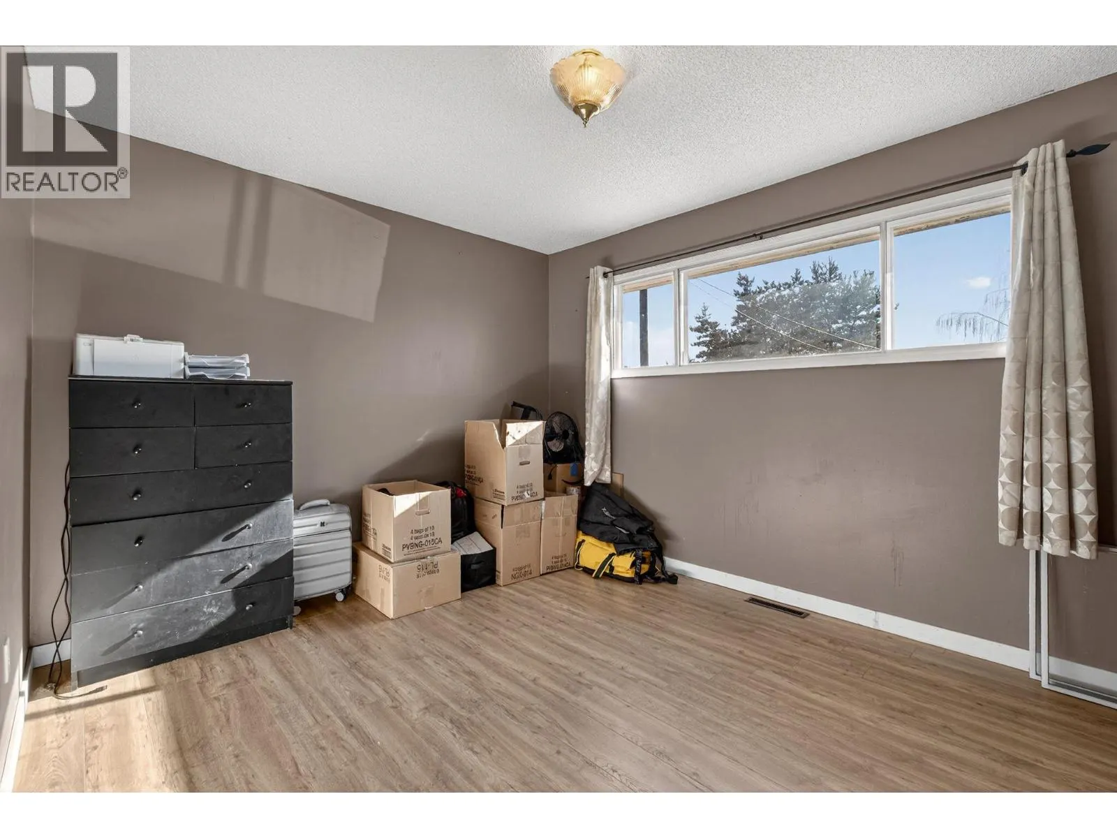 290 Pearson Road