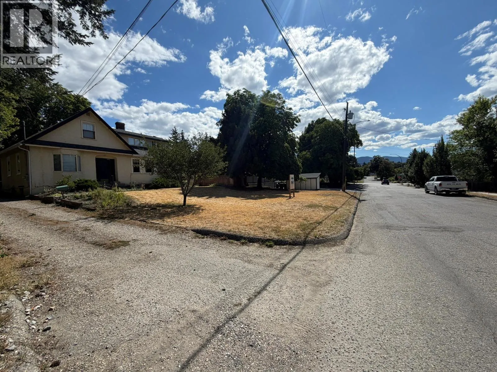 3201 19 Street