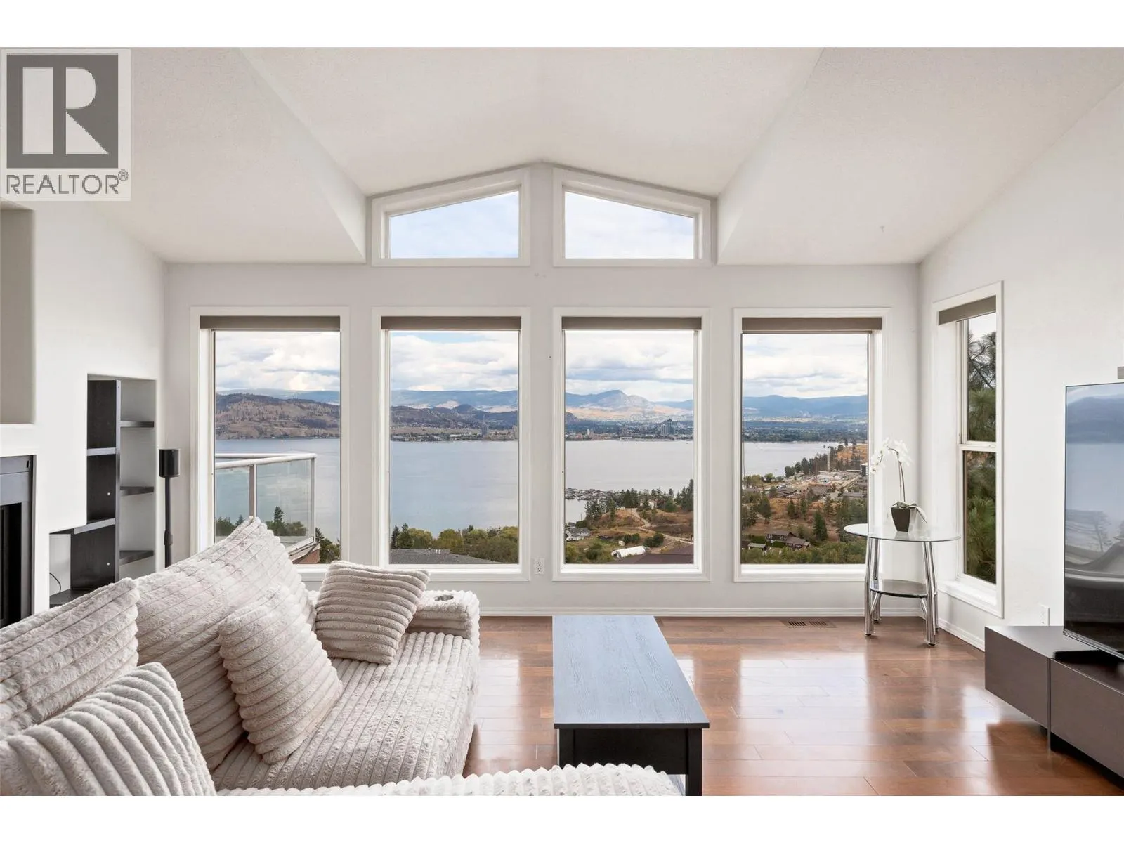 1525 Bear Creek Road Unit# 14