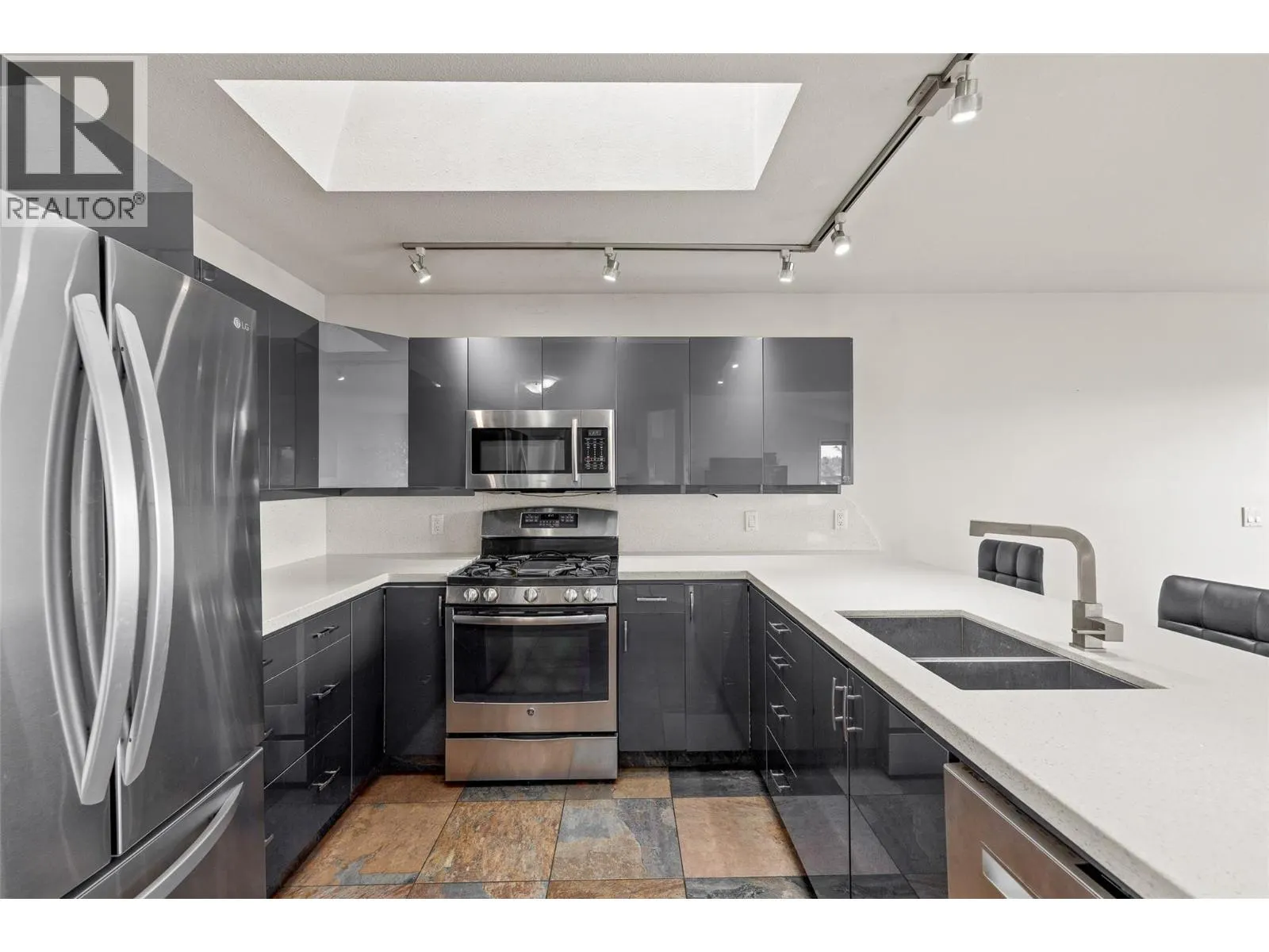 1525 Bear Creek Road Unit# 14