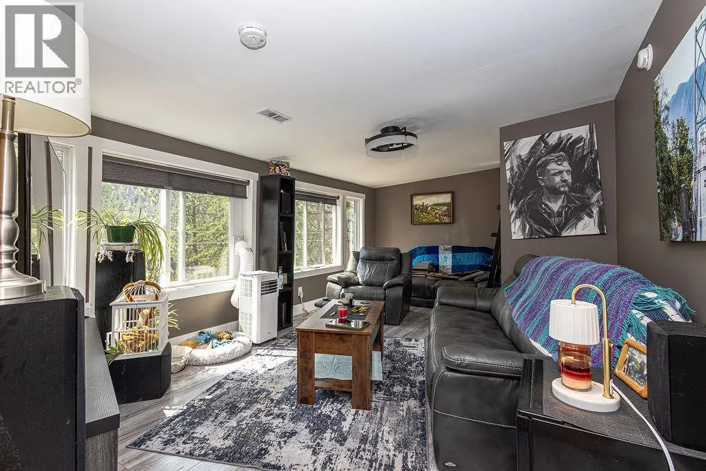 5371 Princeton Avenue Unit# 12