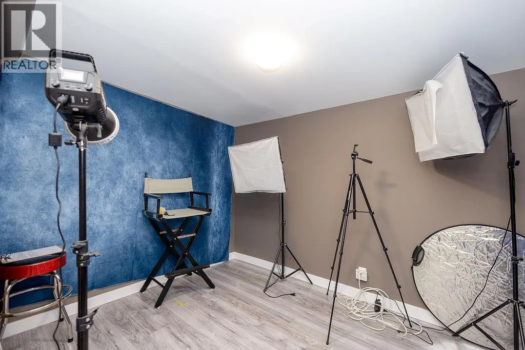 5371 Princeton Avenue Unit# 12