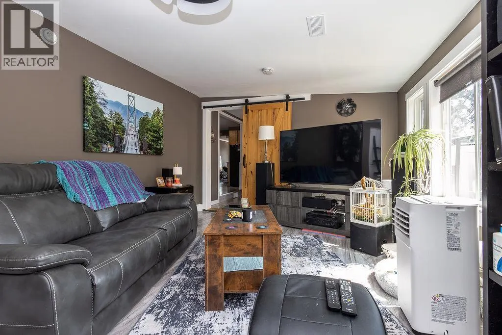5371 Princeton Avenue Unit# 12