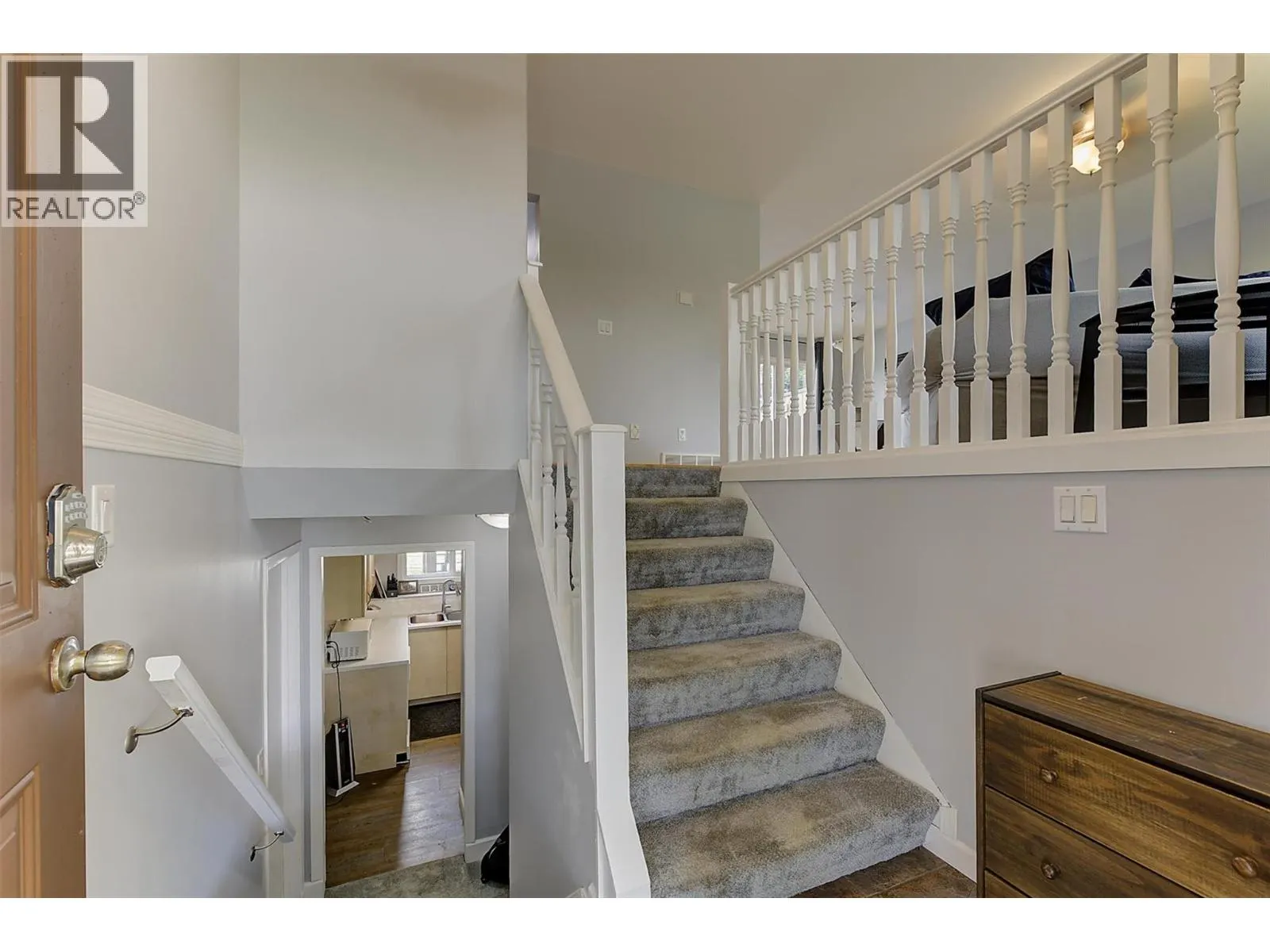 160 Leo Road