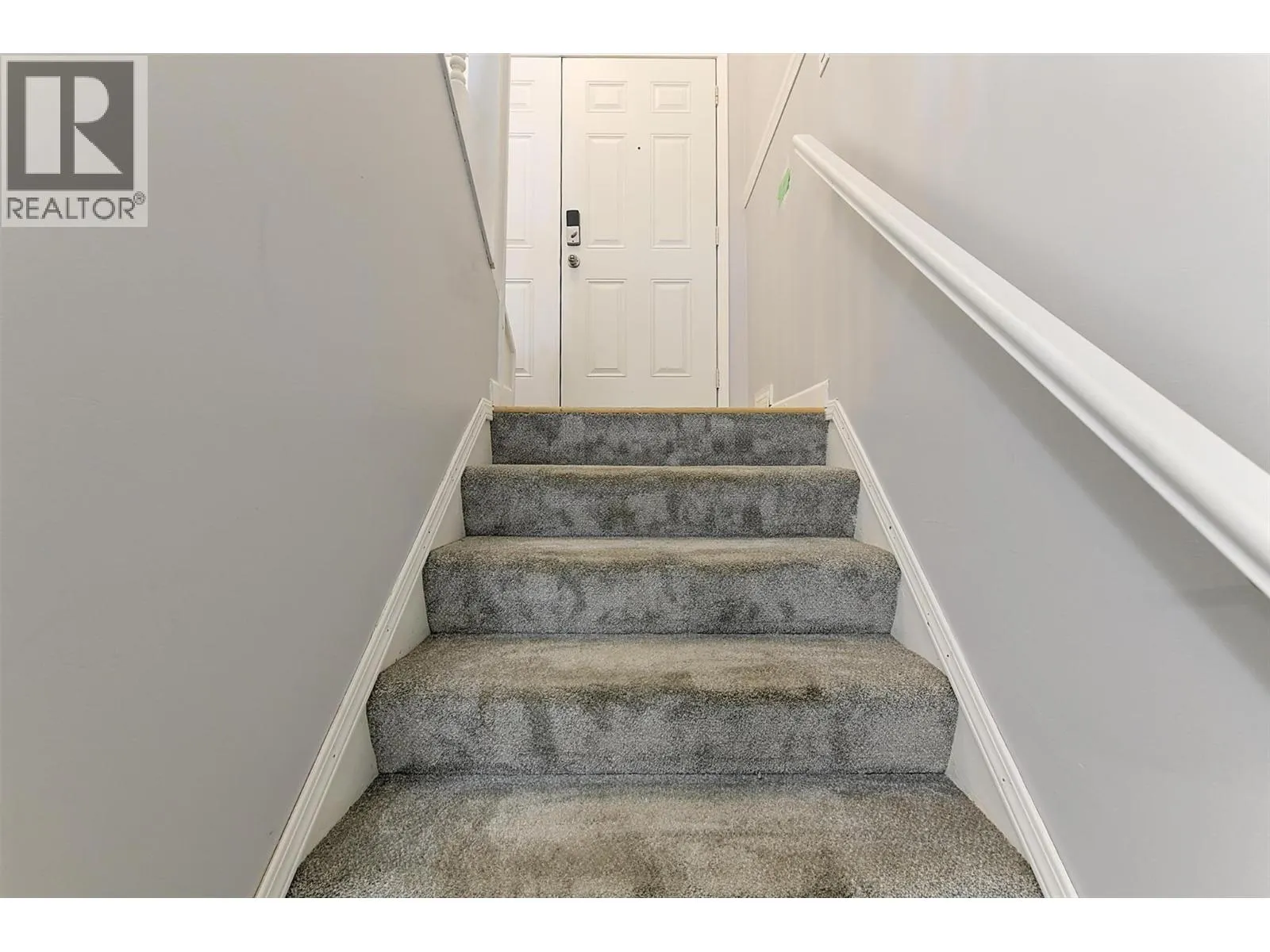 160 Leo Road