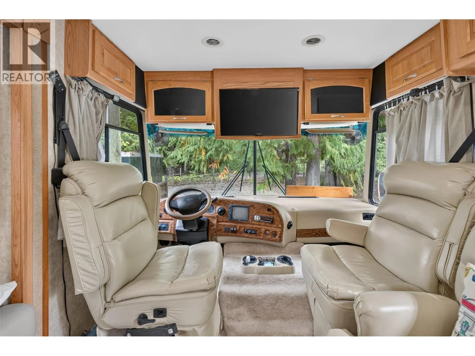 6853 Squilax-Anglemont Road Unit# 15