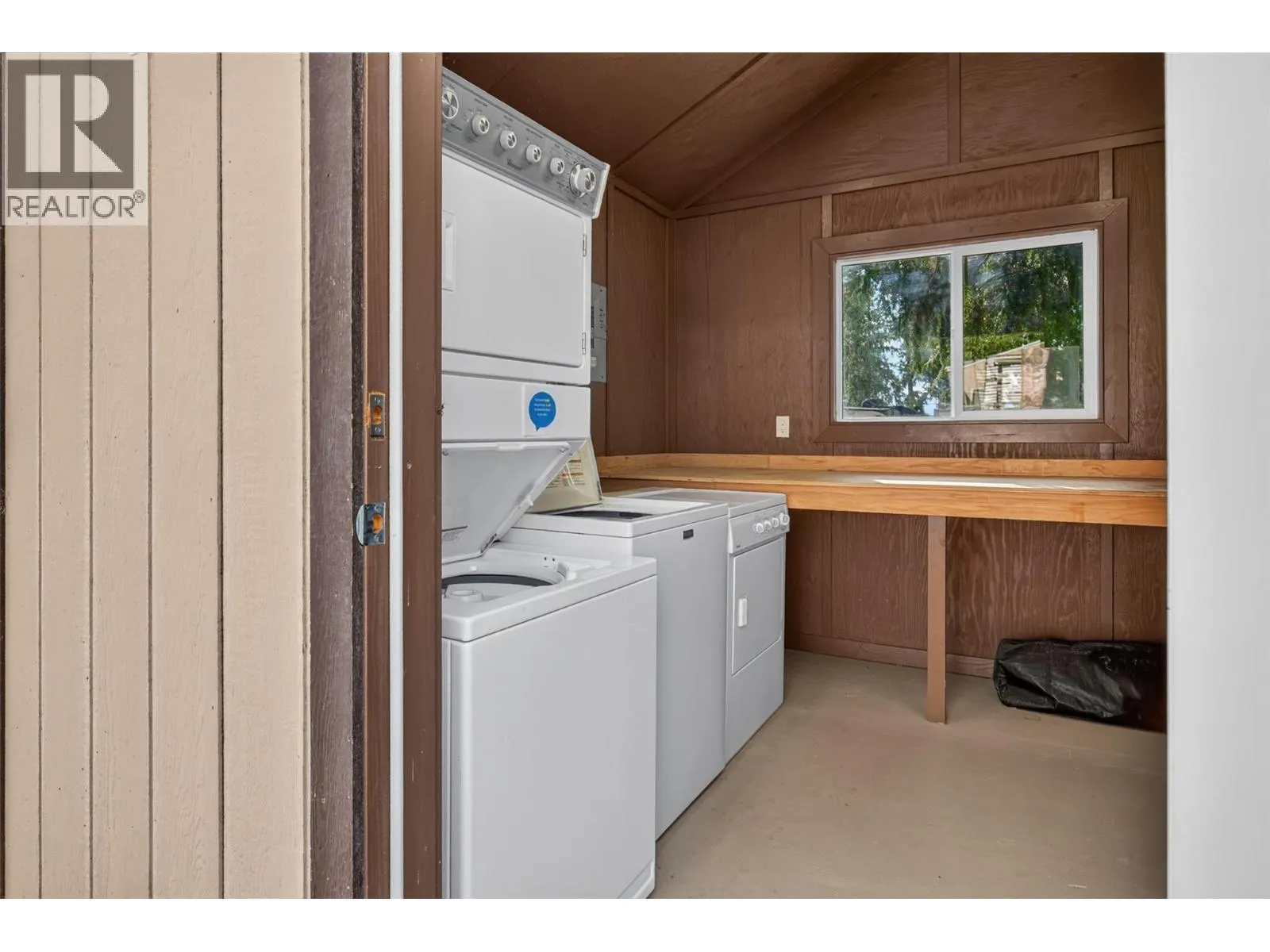 6853 Squilax-Anglemont Road Unit# 15