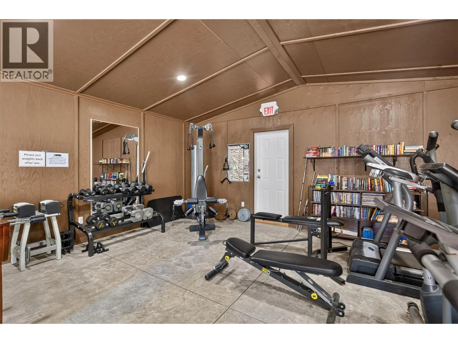 6853 Squilax-Anglemont Road Unit# 15