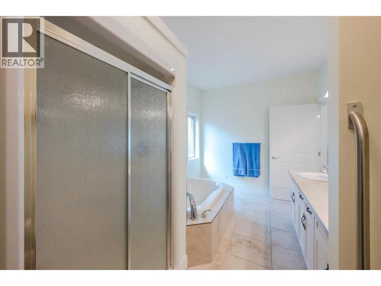 6833 Meadows Drive Unit# 8