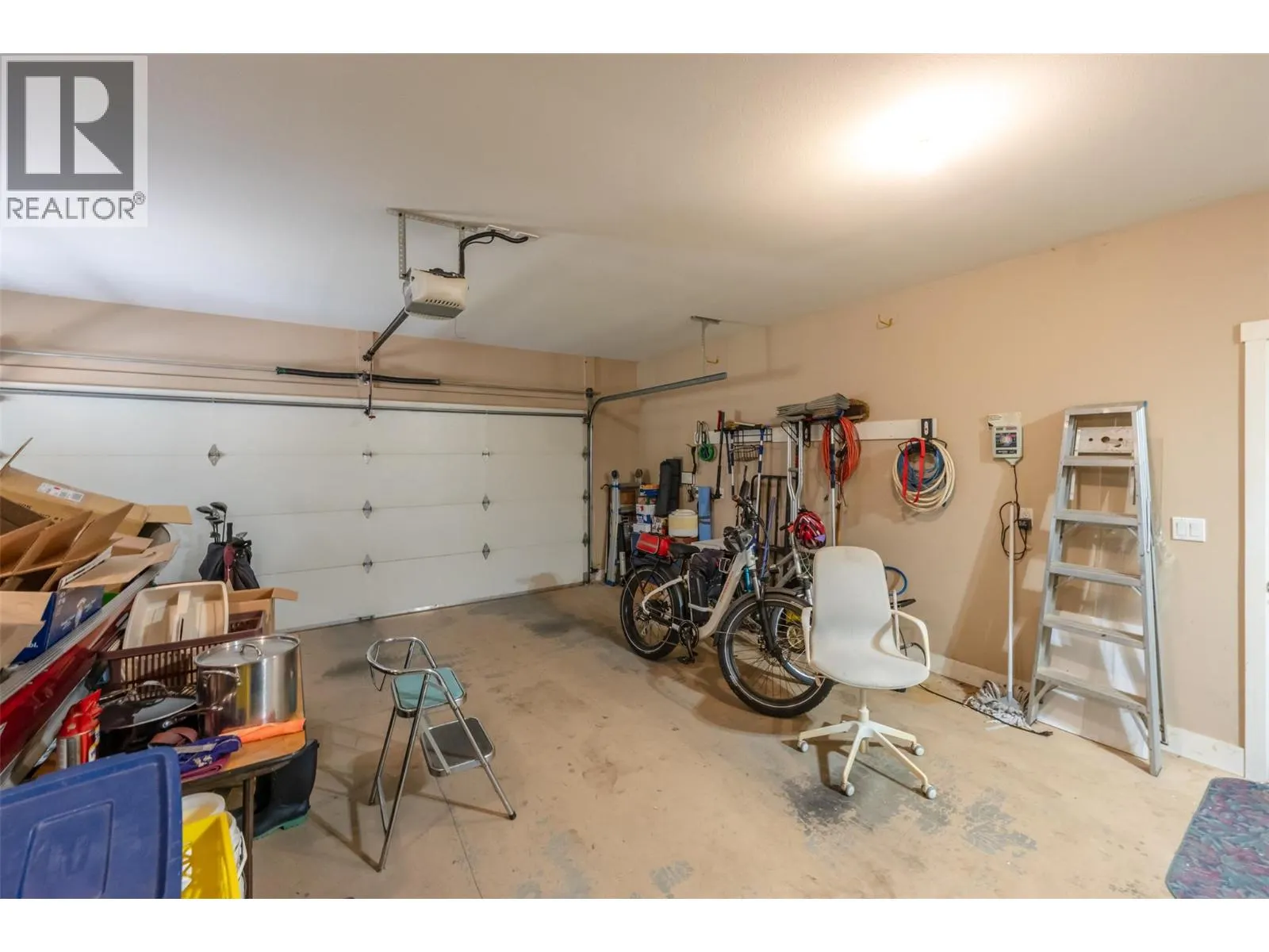 6833 Meadows Drive Unit# 8
