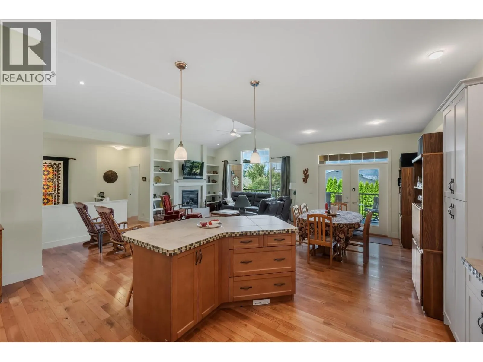 6833 Meadows Drive Unit# 8