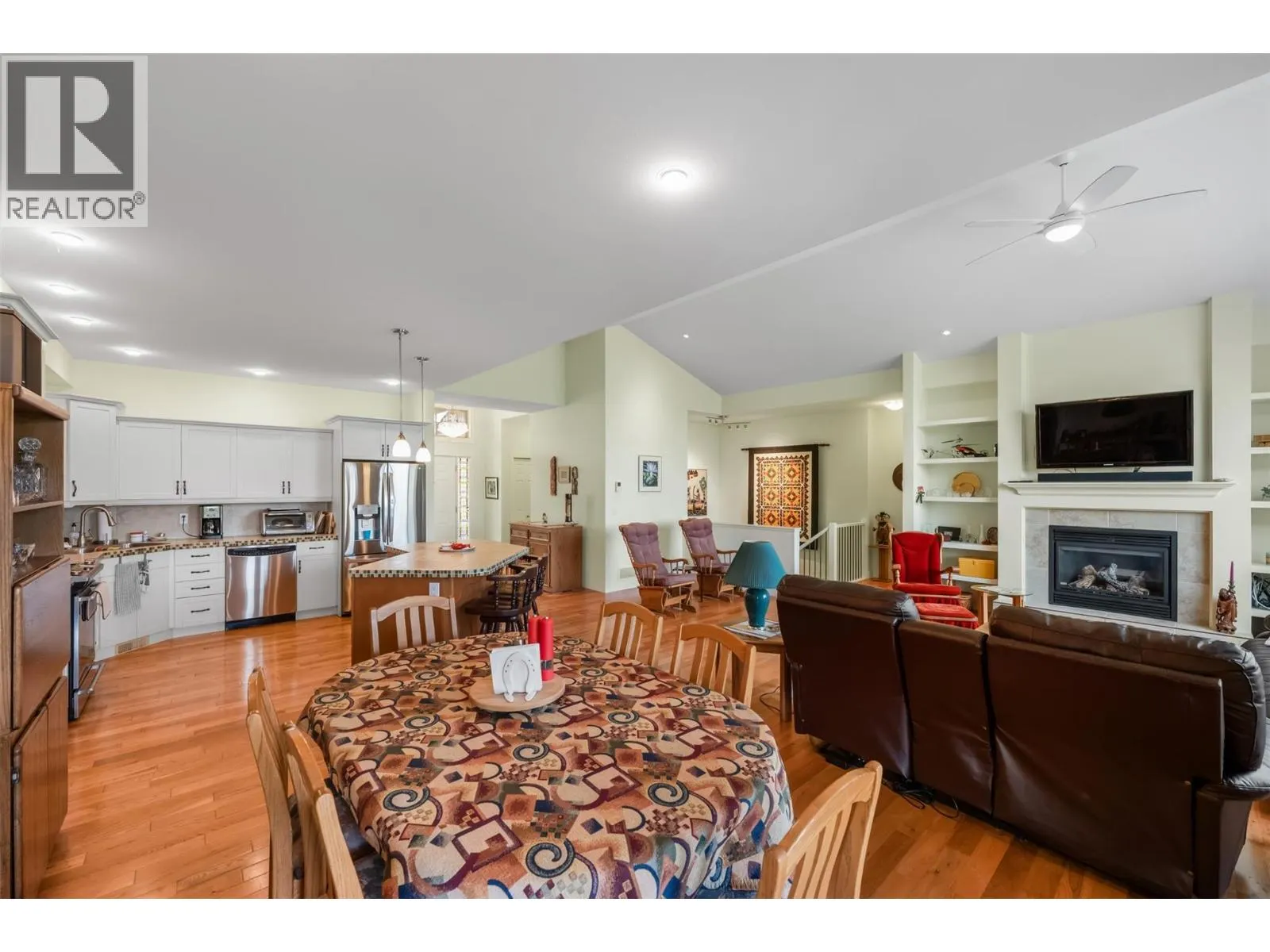 6833 Meadows Drive Unit# 8