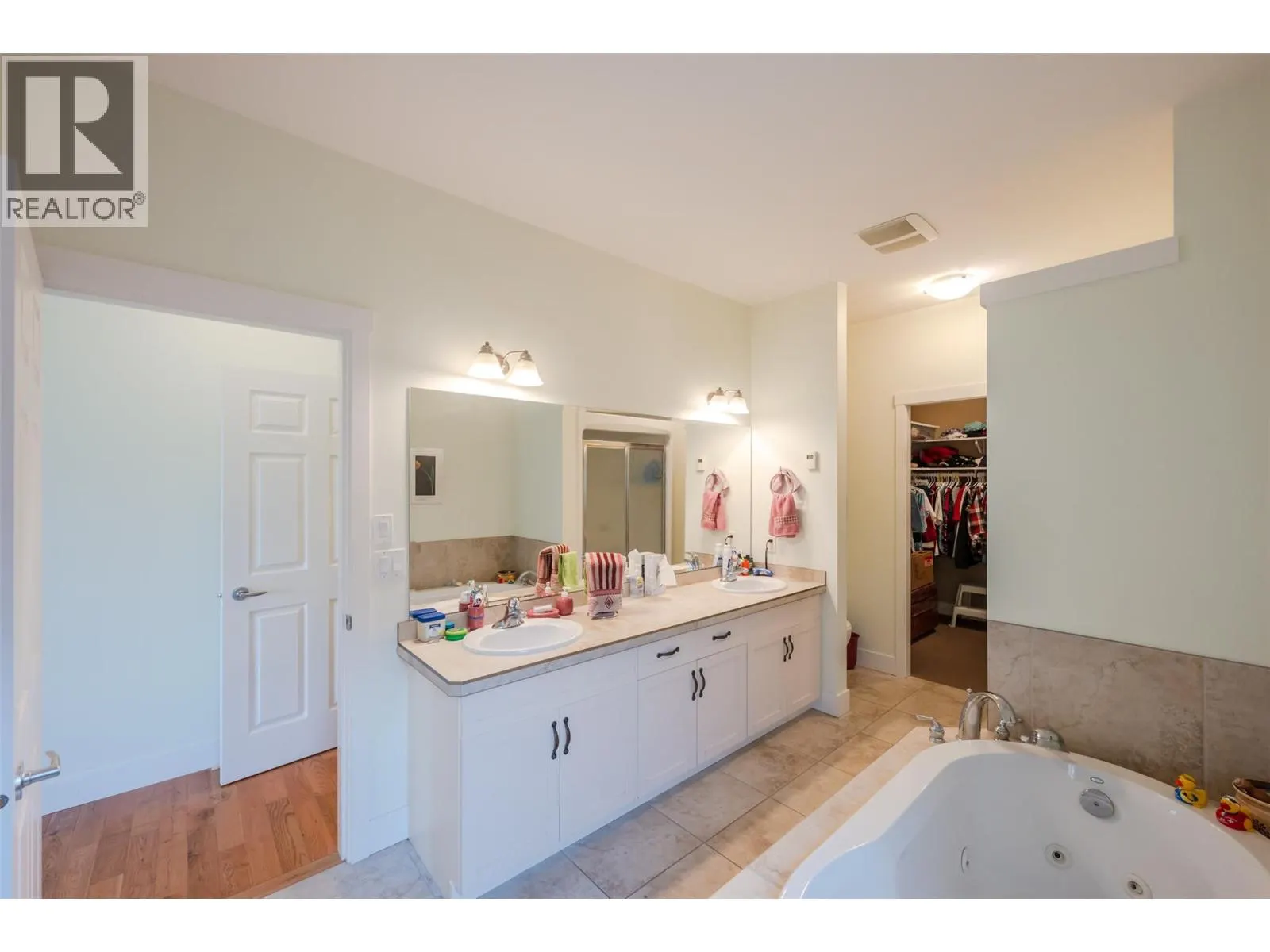 6833 Meadows Drive Unit# 8