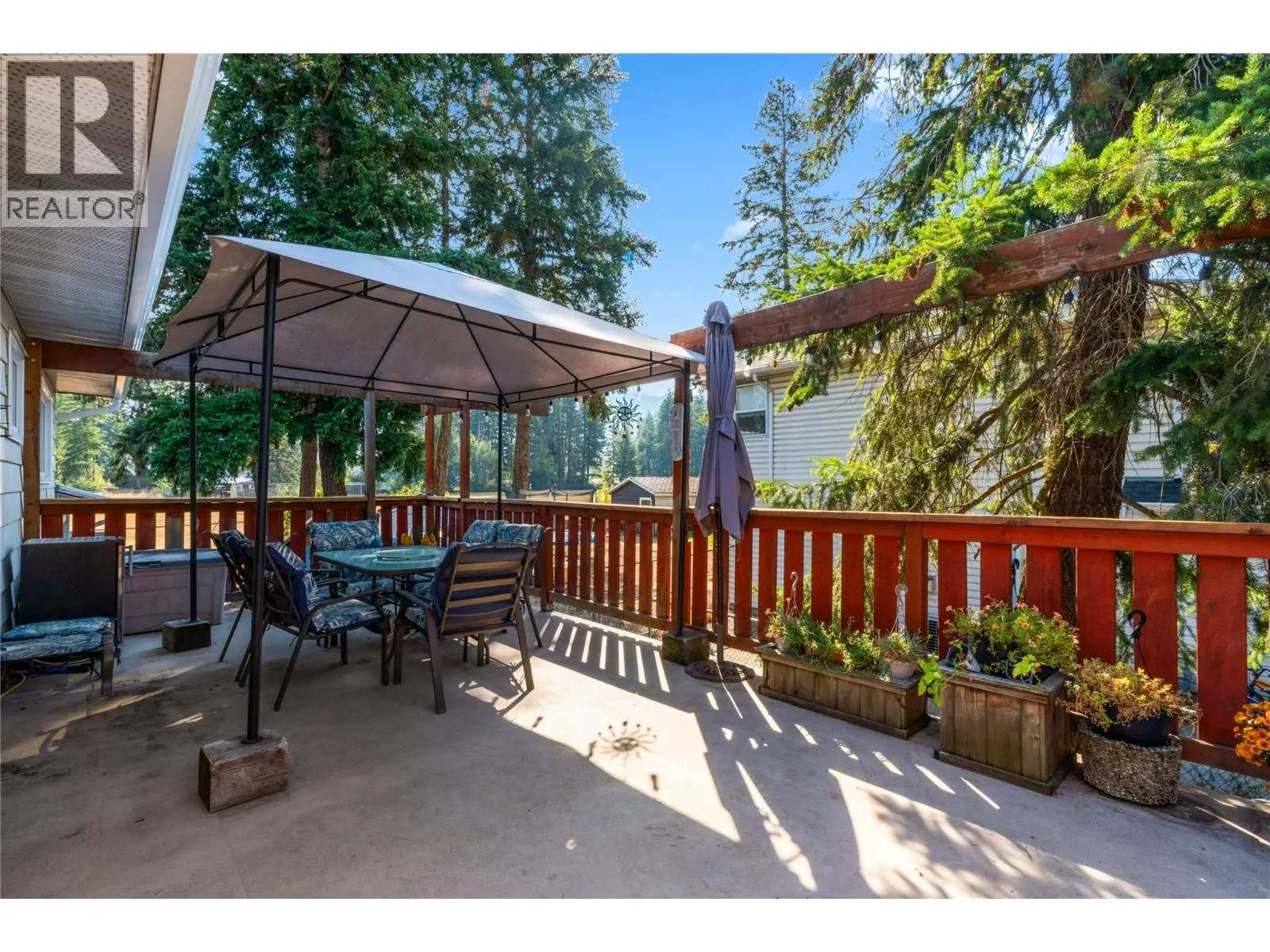 792 Eastwood Road