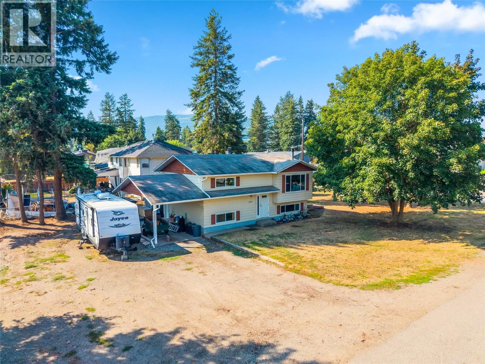 792 Eastwood Road