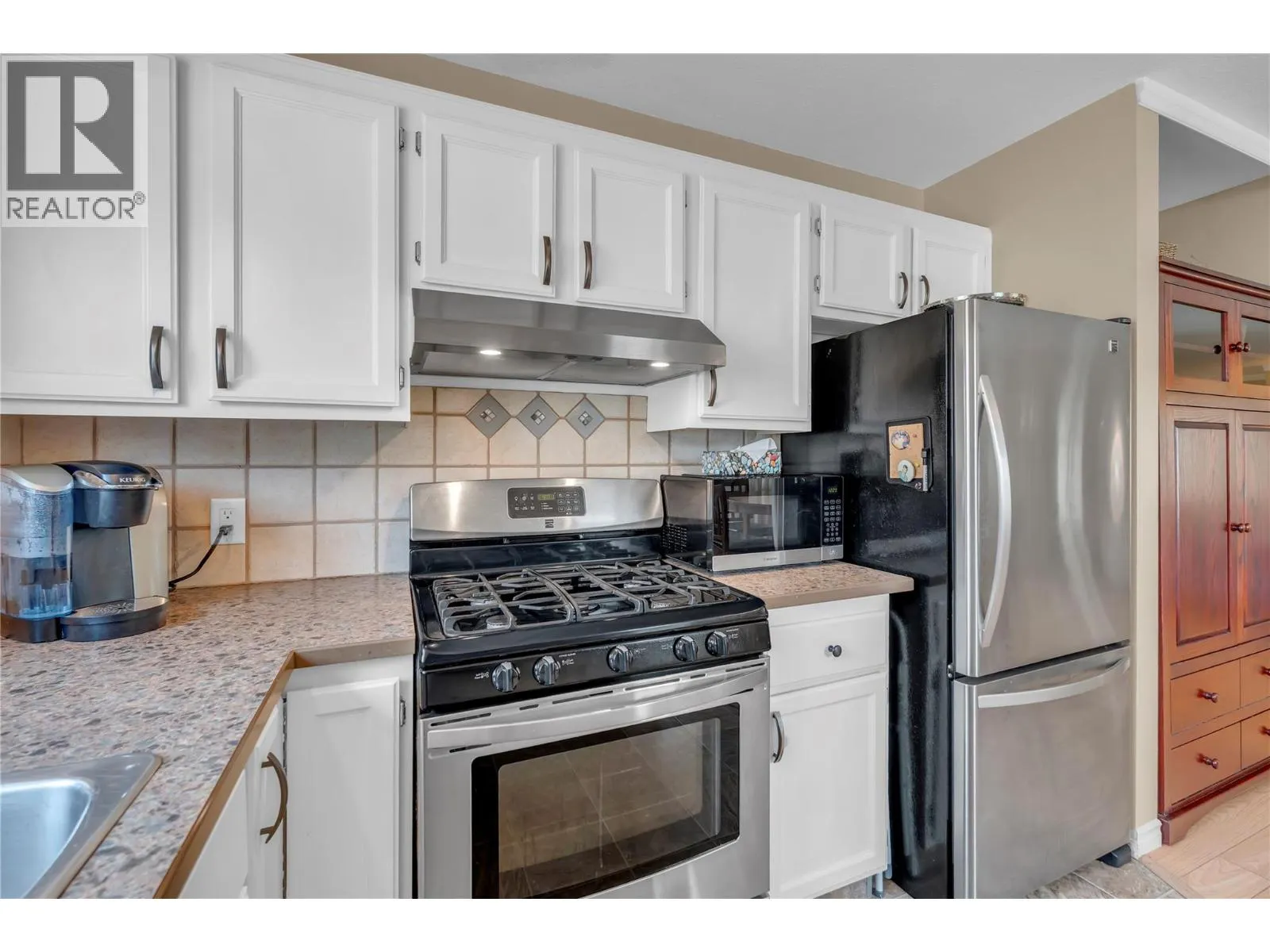 999 Burnaby Avenue Unit# 54